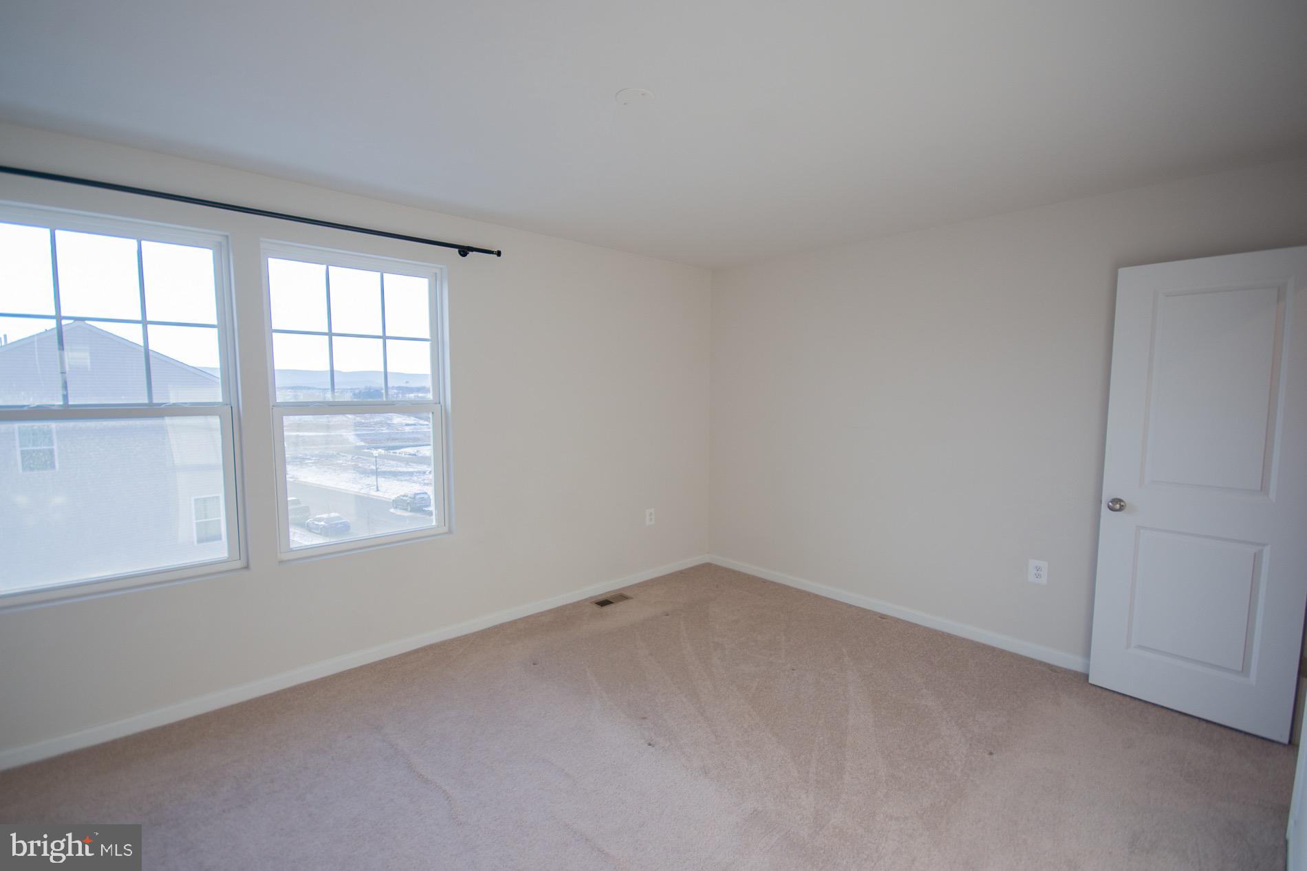 PRESIDENTS POINTE - Residential Lease