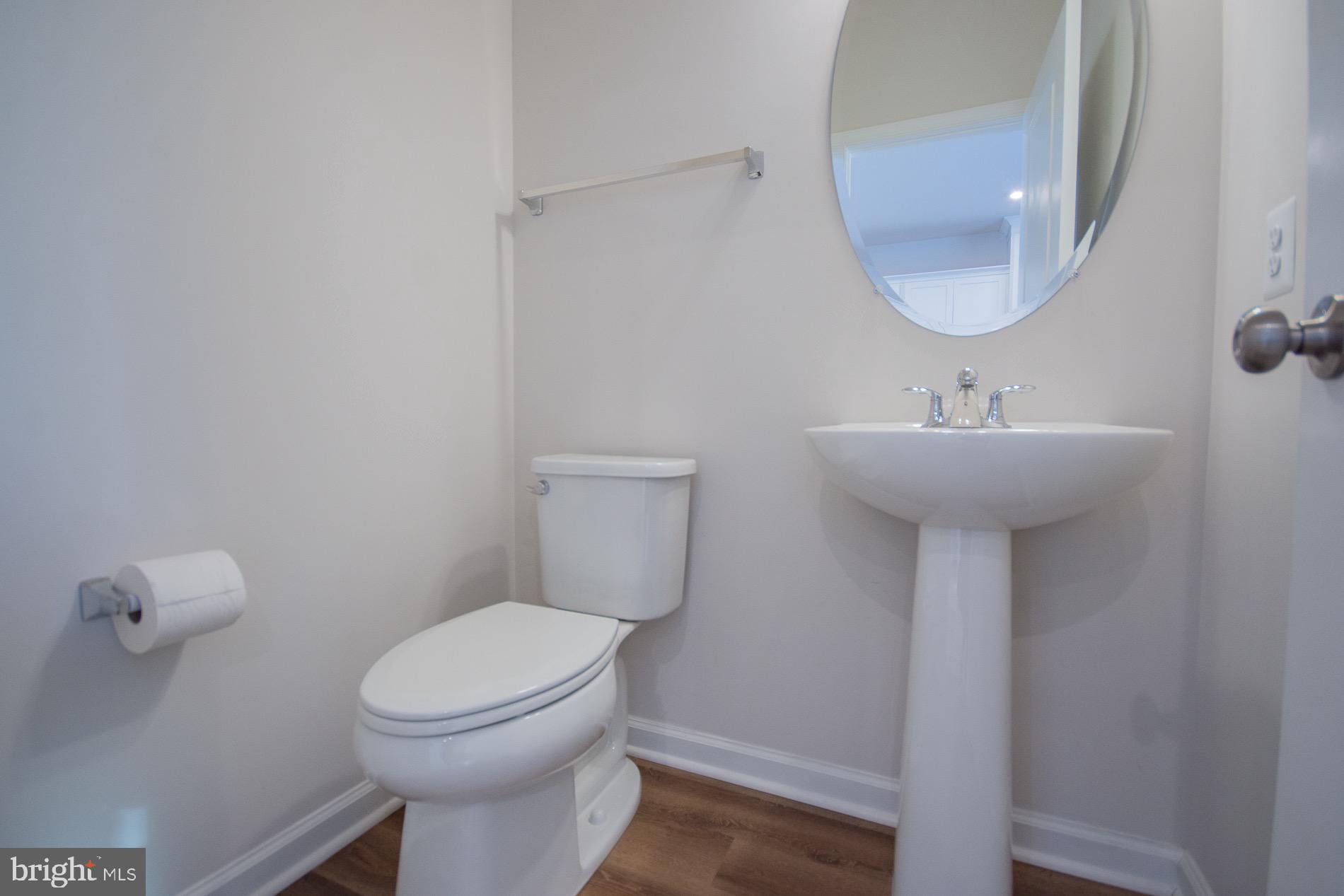 PRESIDENTS POINTE - Residential Lease