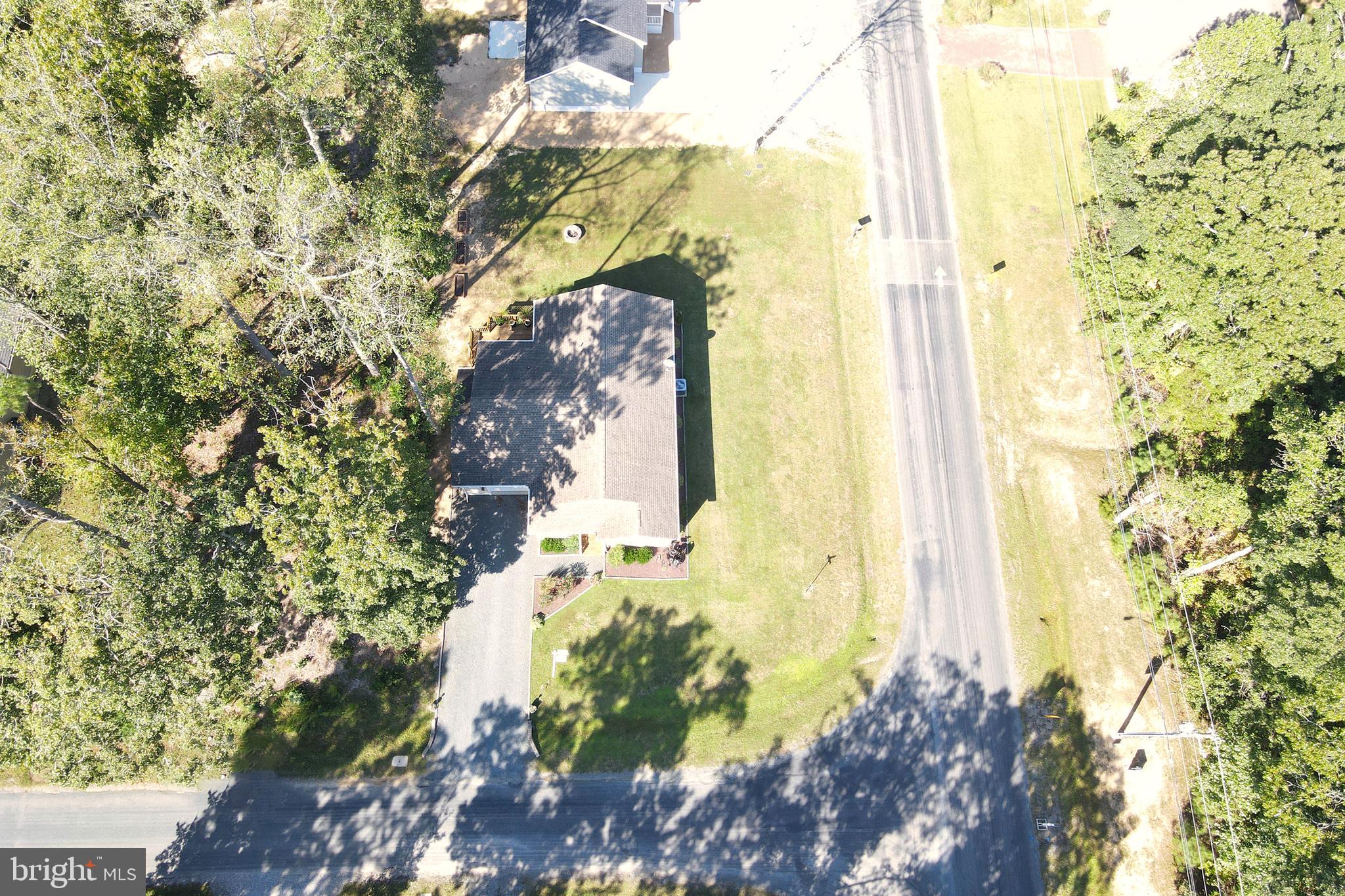 CAPTAIN'S COVE - Residential