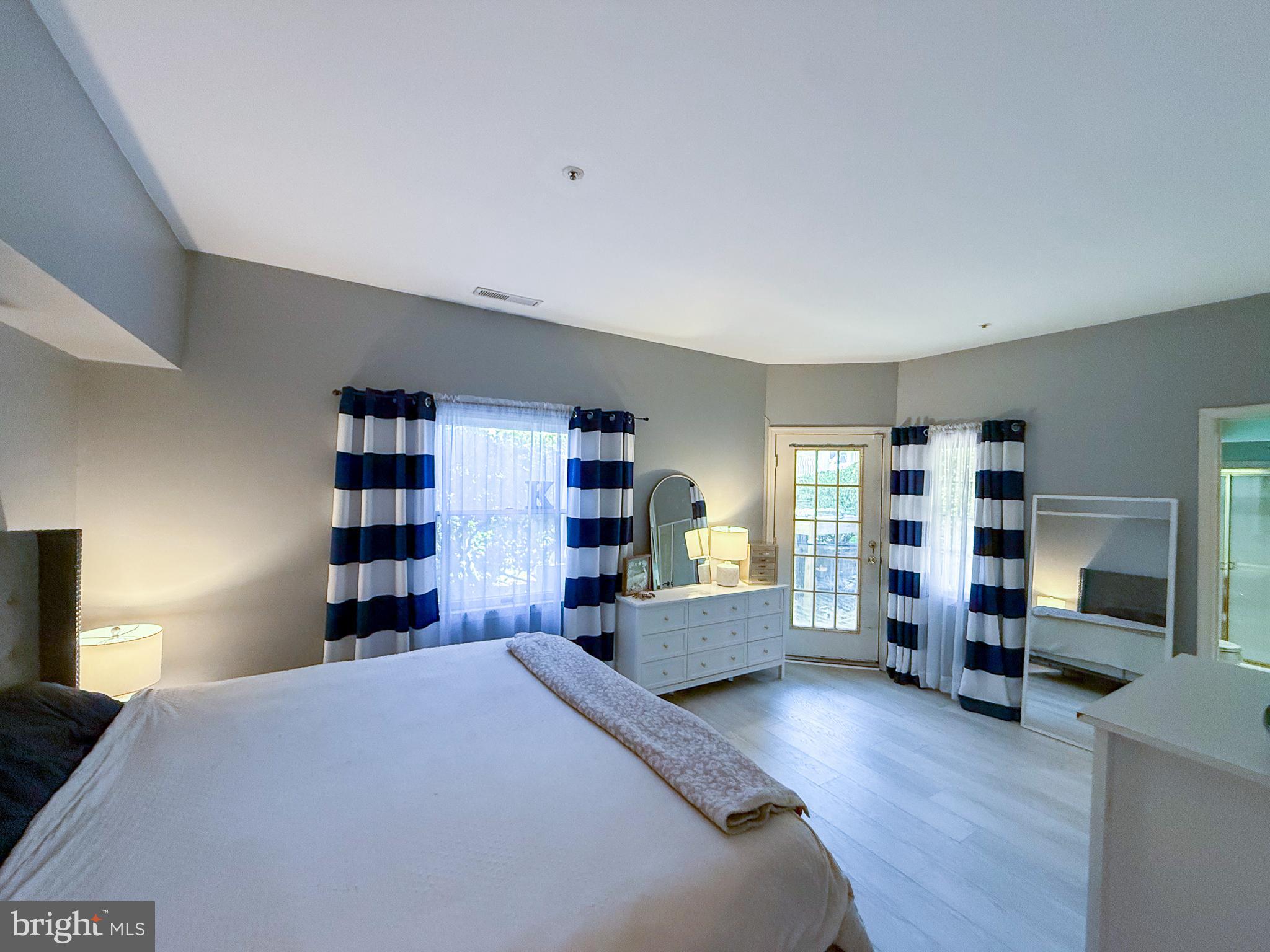 RIVA TRACE - Residential