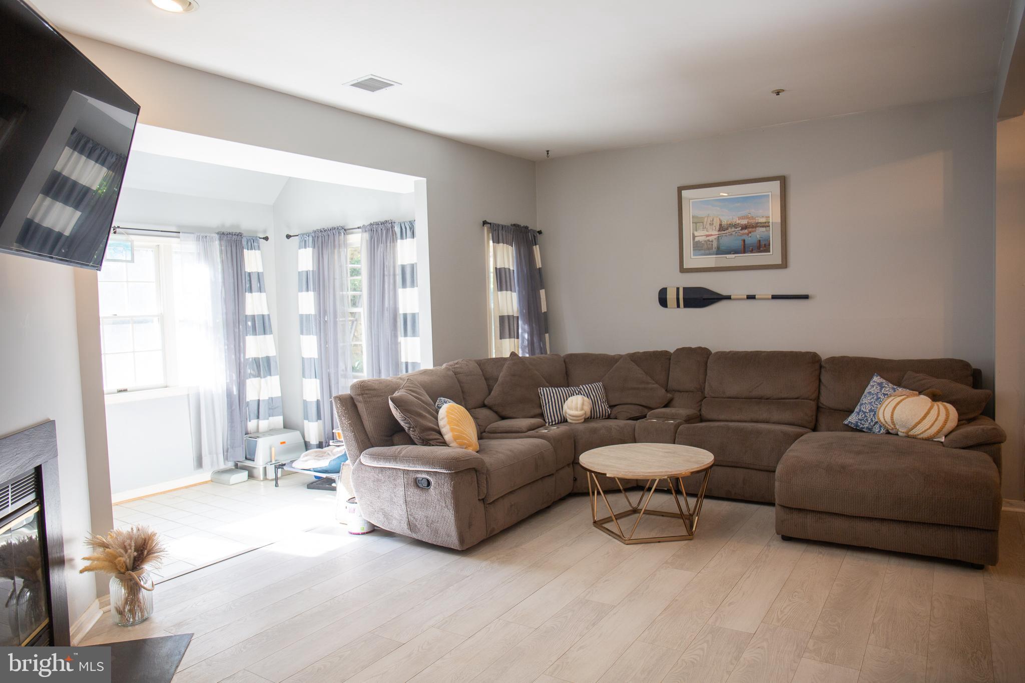 RIVA TRACE - Residential