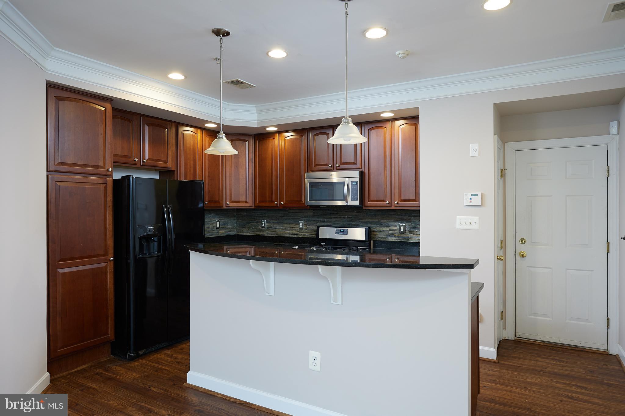 HIDDEN CREEK - Residential