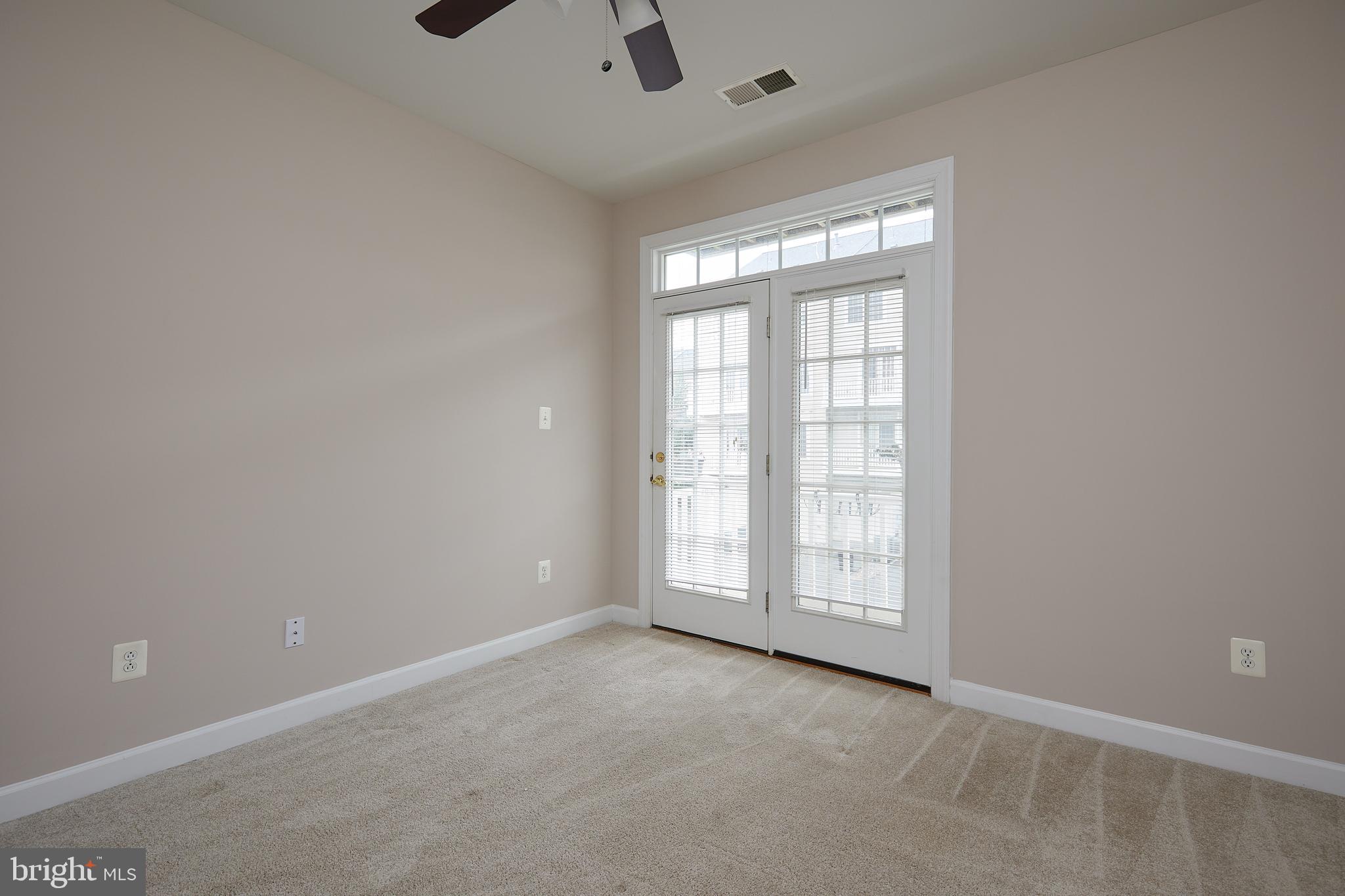 HIDDEN CREEK - Residential