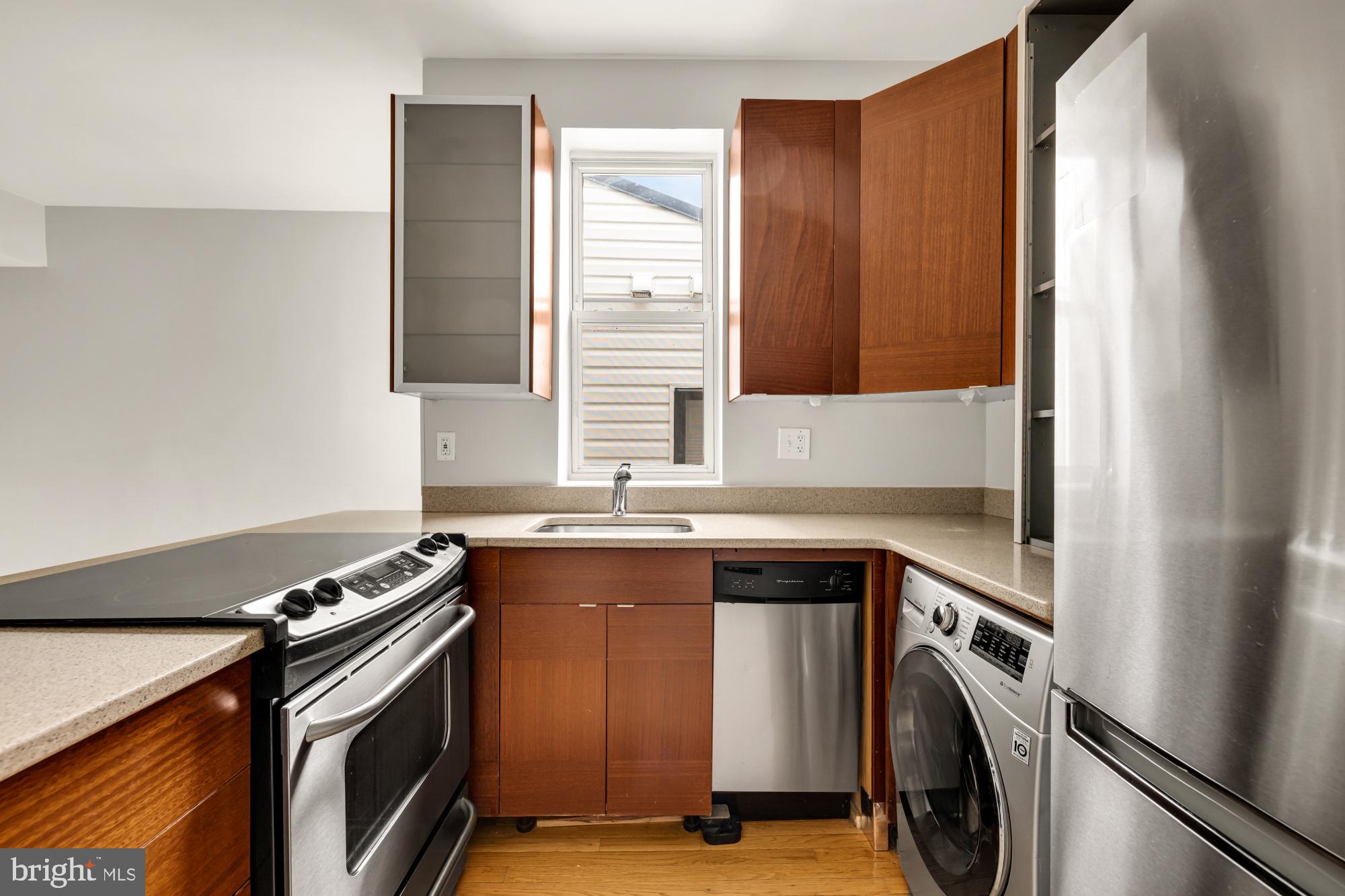 LOGAN/SHAW - Residential Income