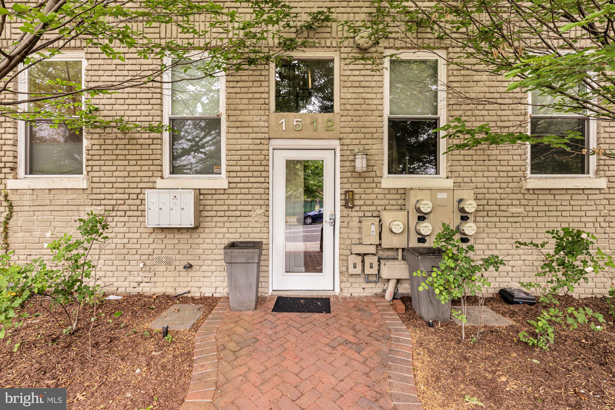 LOGAN/SHAW - Residential Income