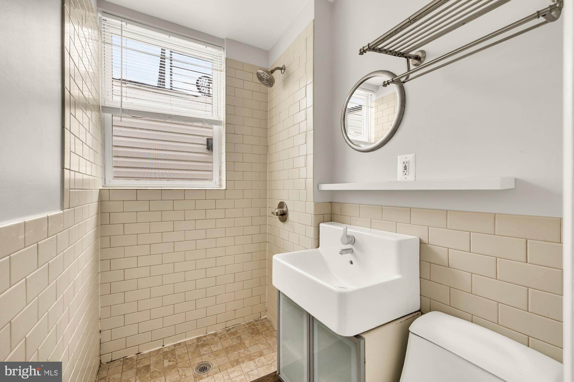 LOGAN/SHAW - Residential Income