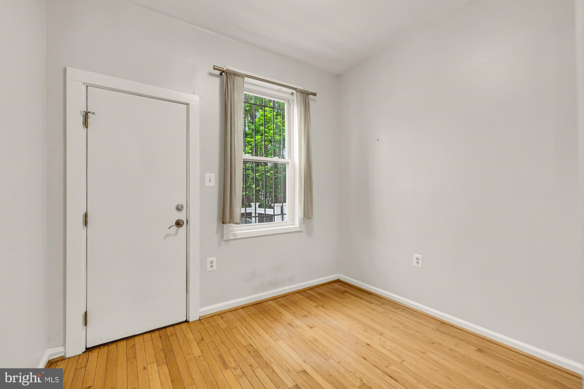 LOGAN/SHAW - Residential Income