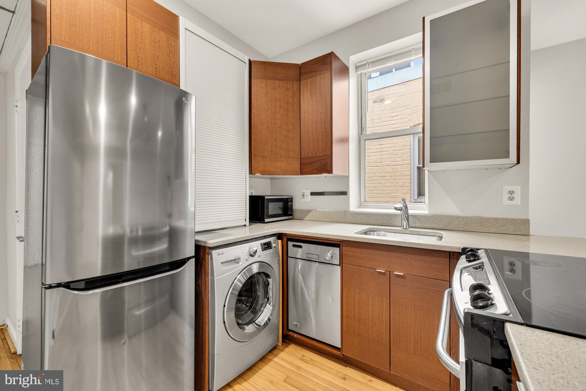 LOGAN/SHAW - Residential Income