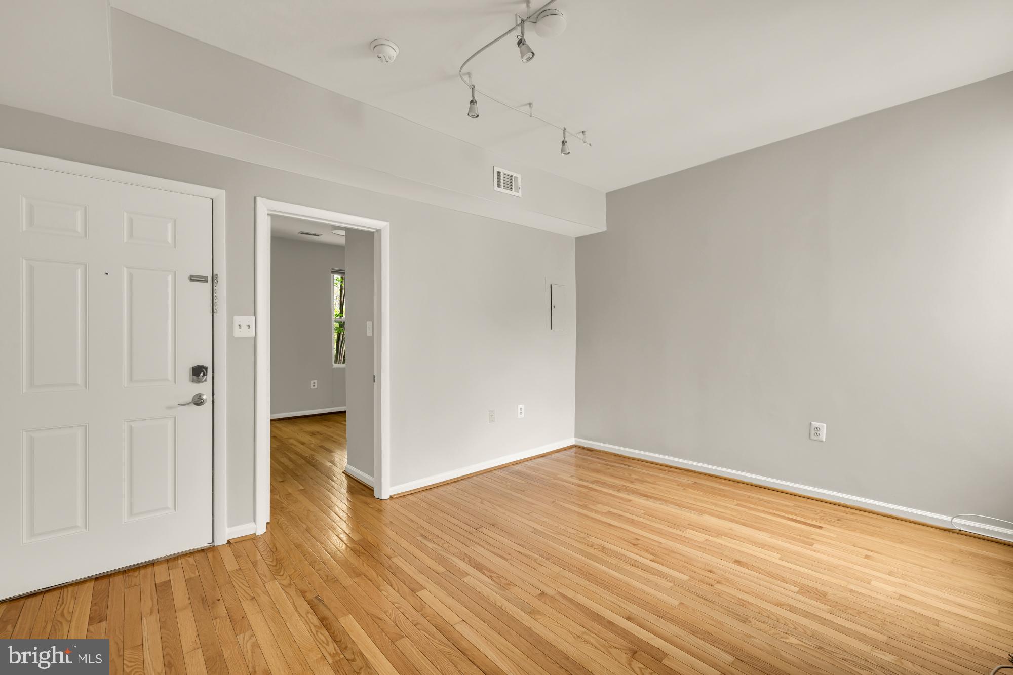 LOGAN/SHAW - Residential Income