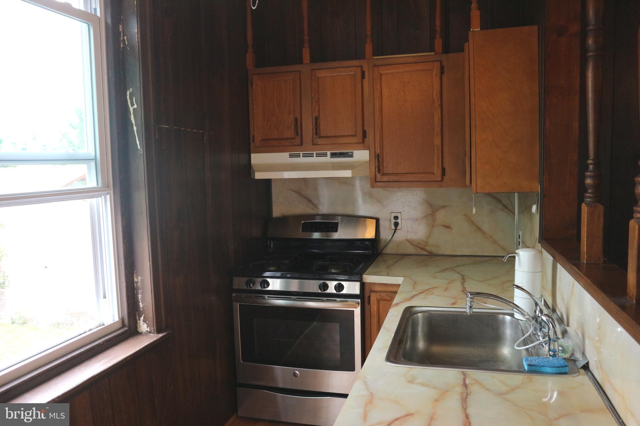 ROXBOROUGH - Residential