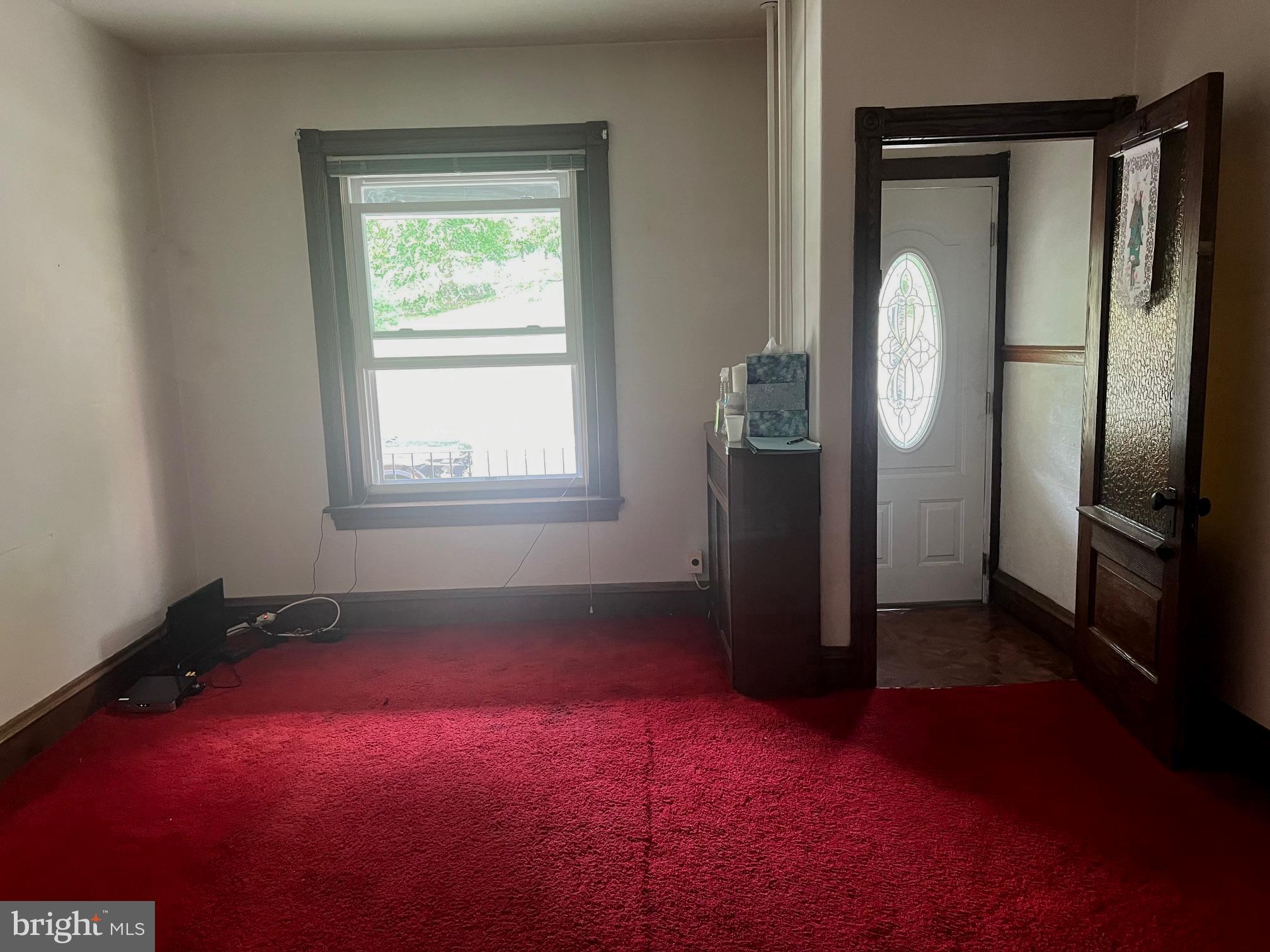 ROXBOROUGH - Residential