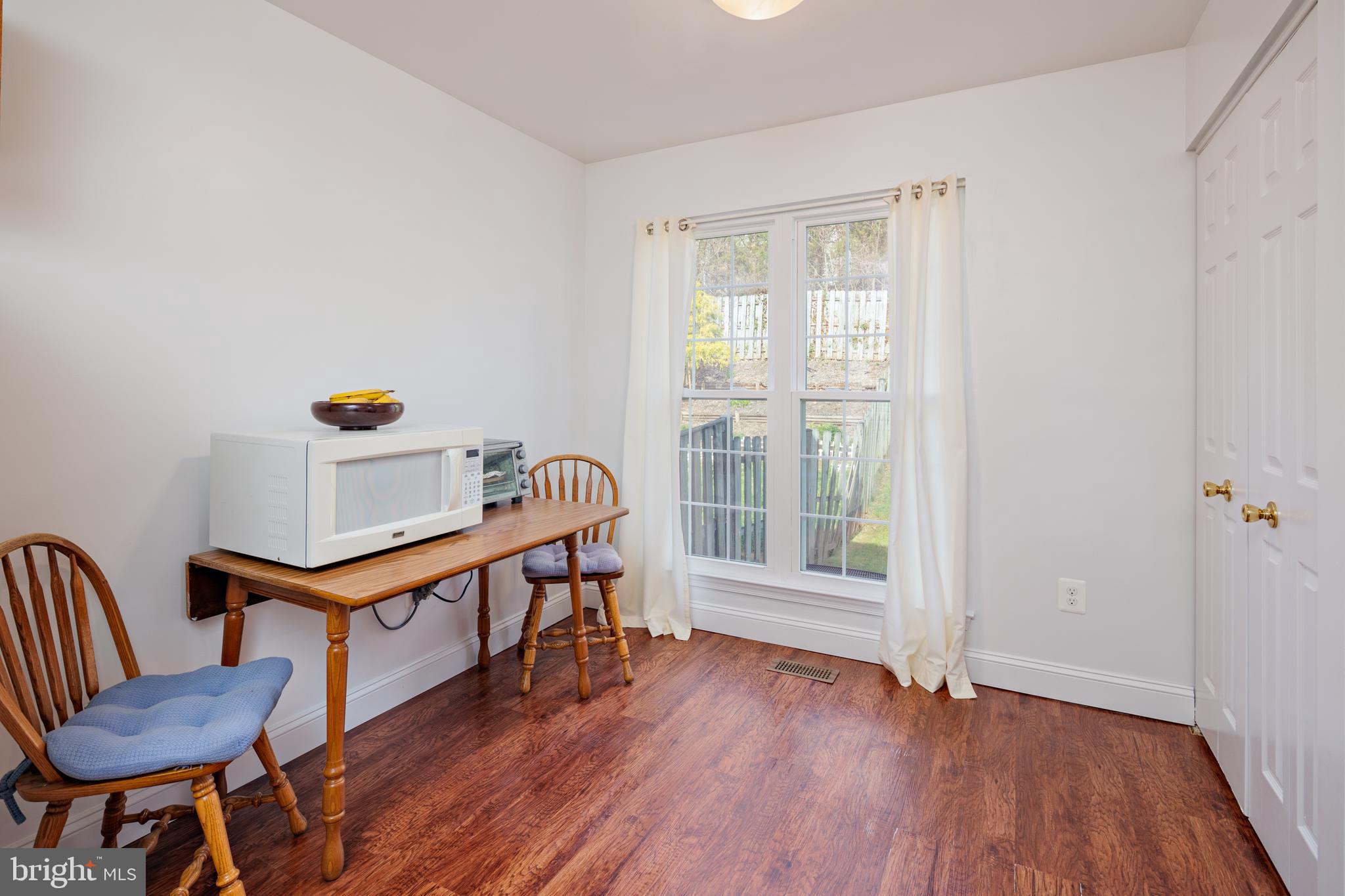 VILLAGE OF THOMAS RUN - Residential