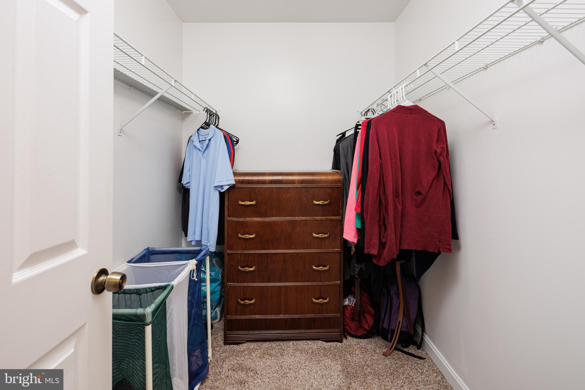 VILLAGE OF THOMAS RUN - Residential