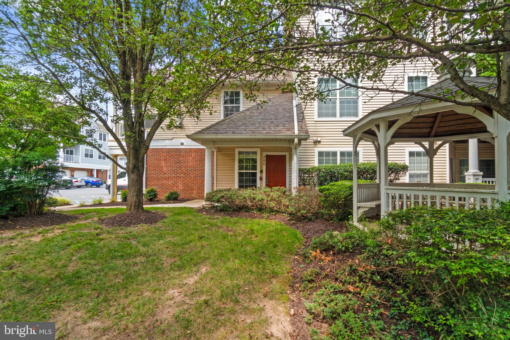 5000 WILLOW BRANCH WAY 206