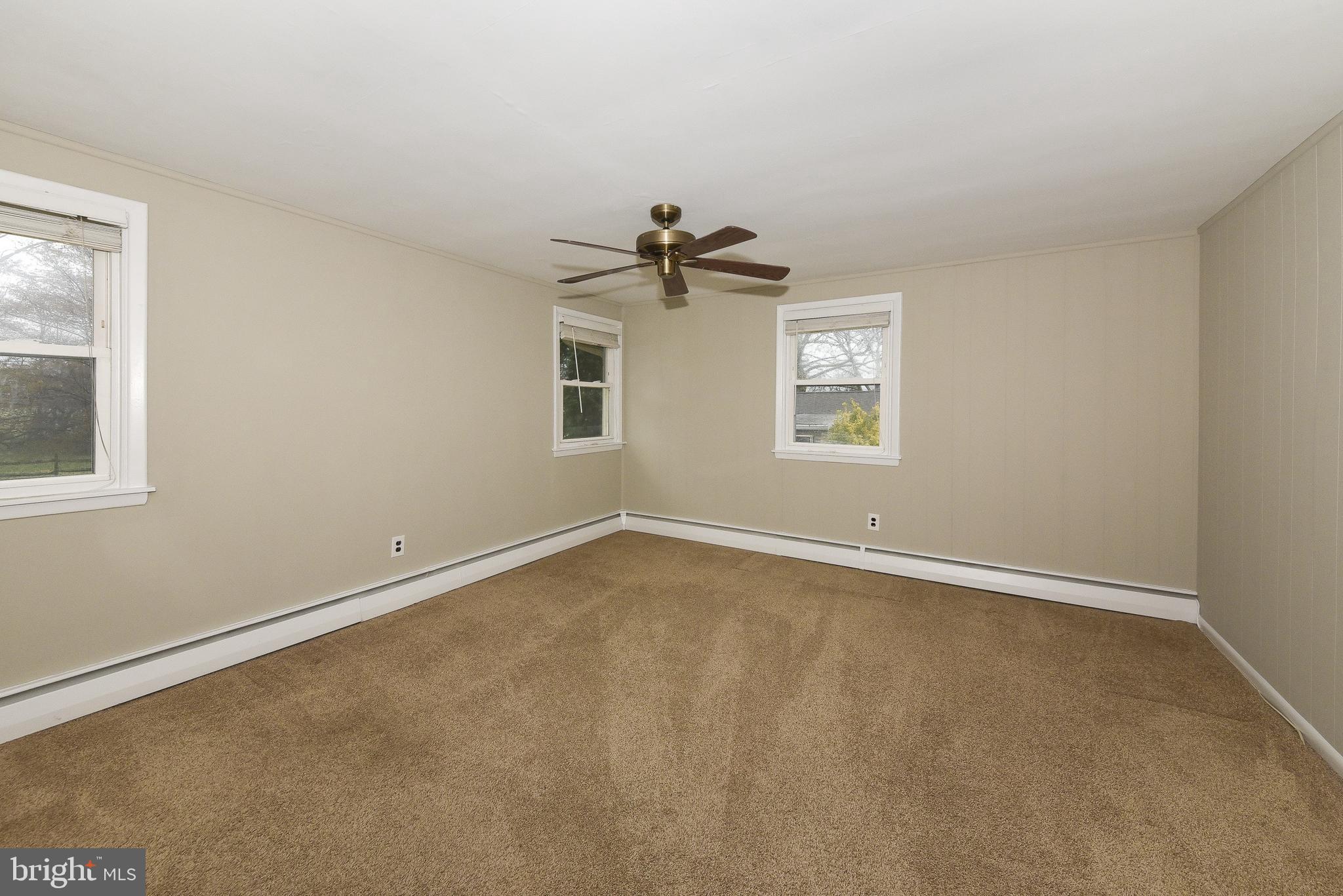 HERITAGE WOODS EST - Residential