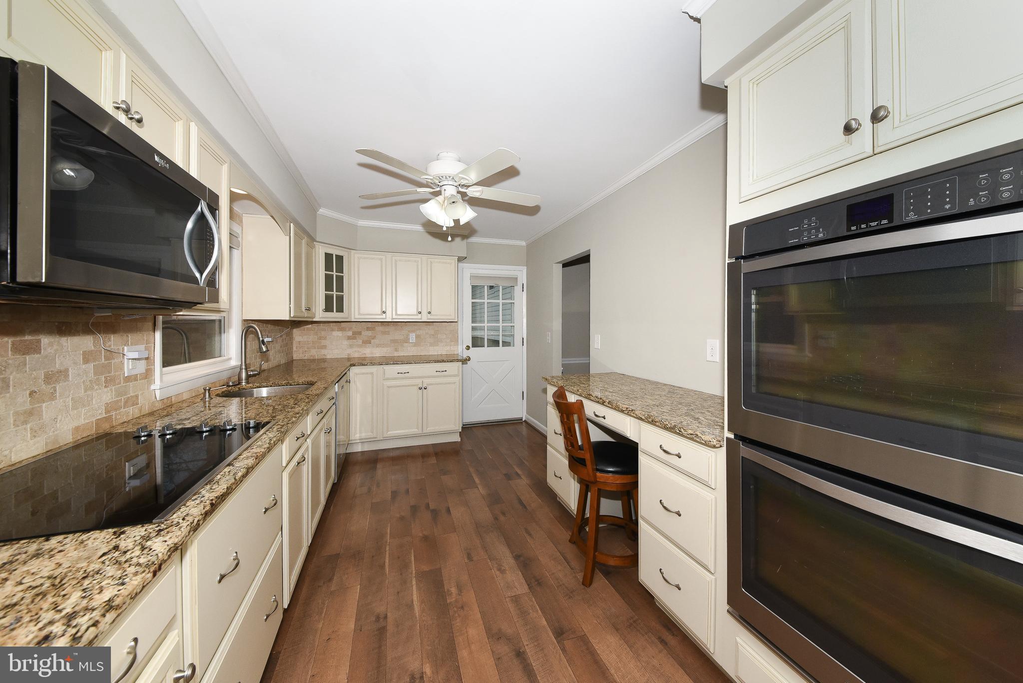 HERITAGE WOODS EST - Residential