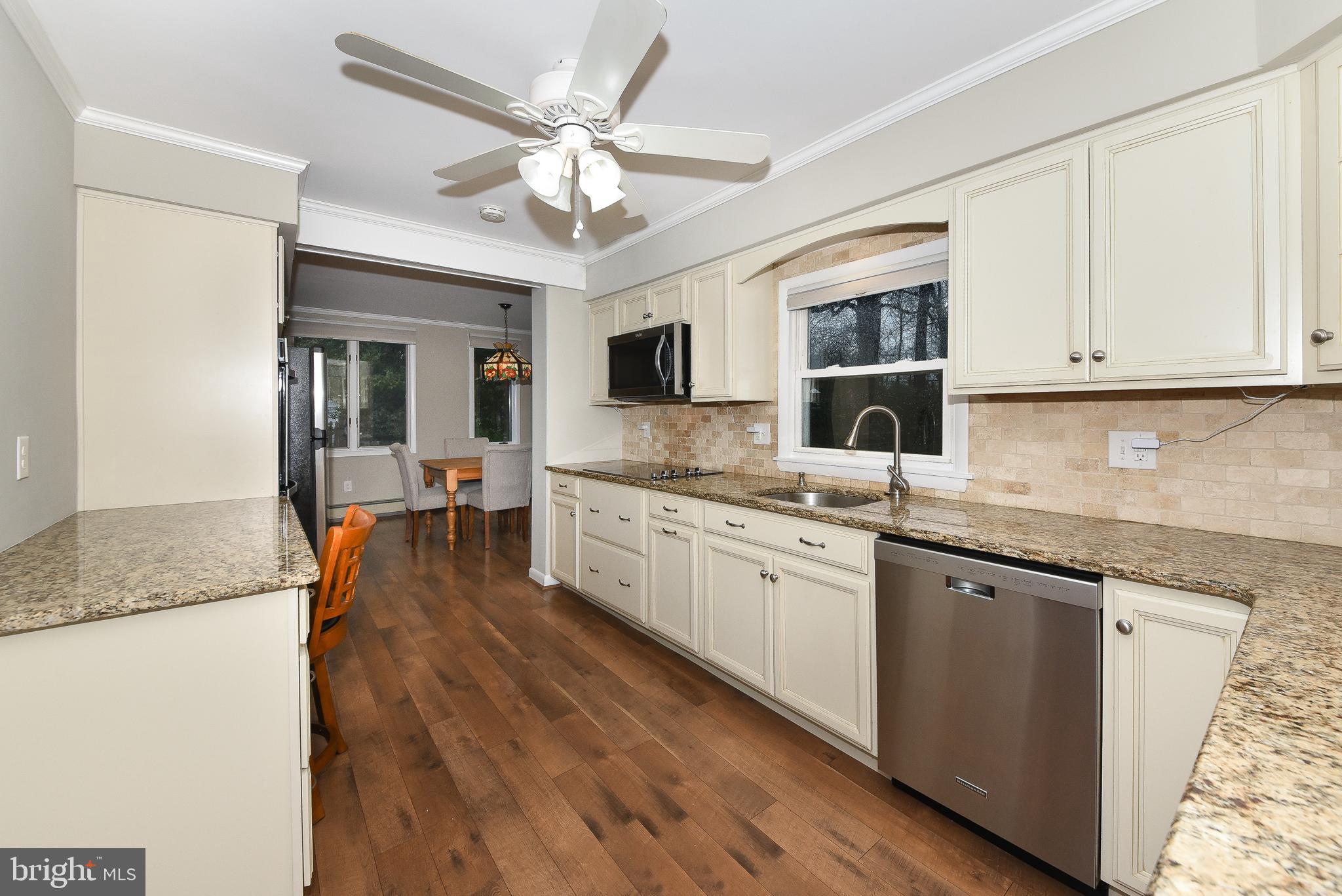 HERITAGE WOODS EST - Residential