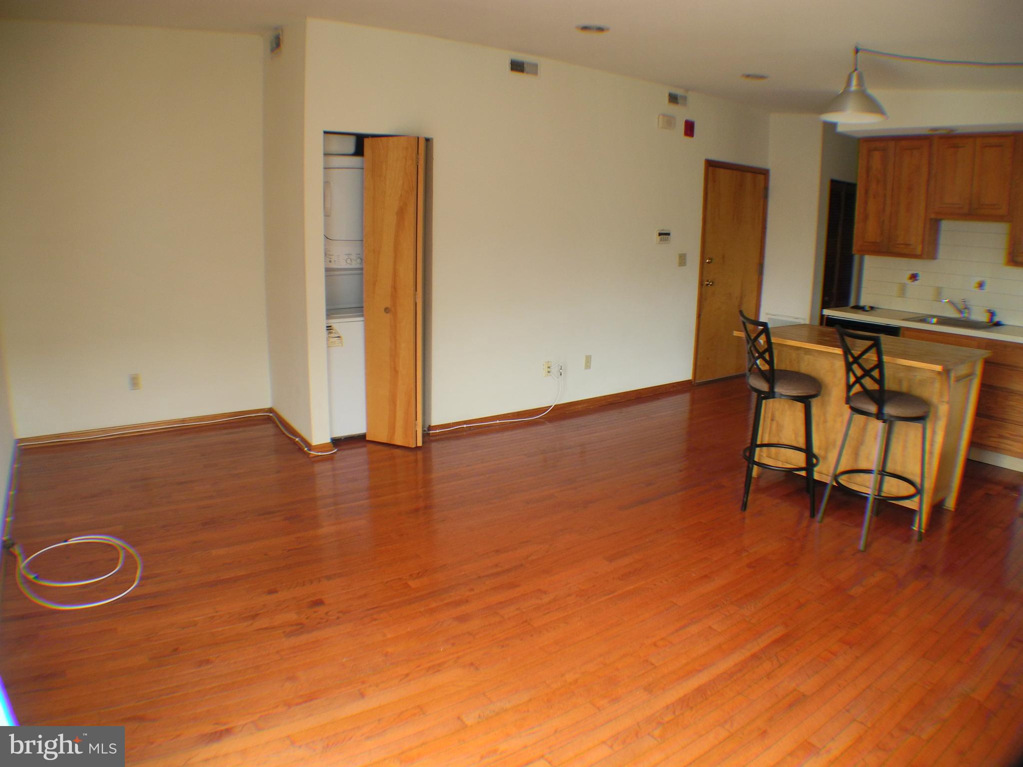 GRADUATE HOSPITAL - Residential Lease