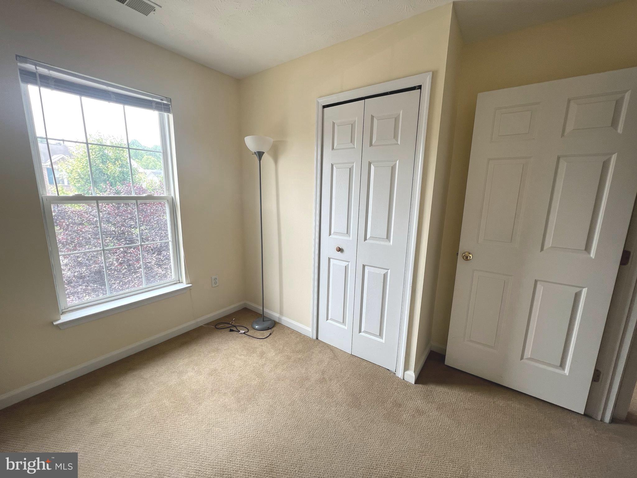 OWINGS MILLS - Residential Lease