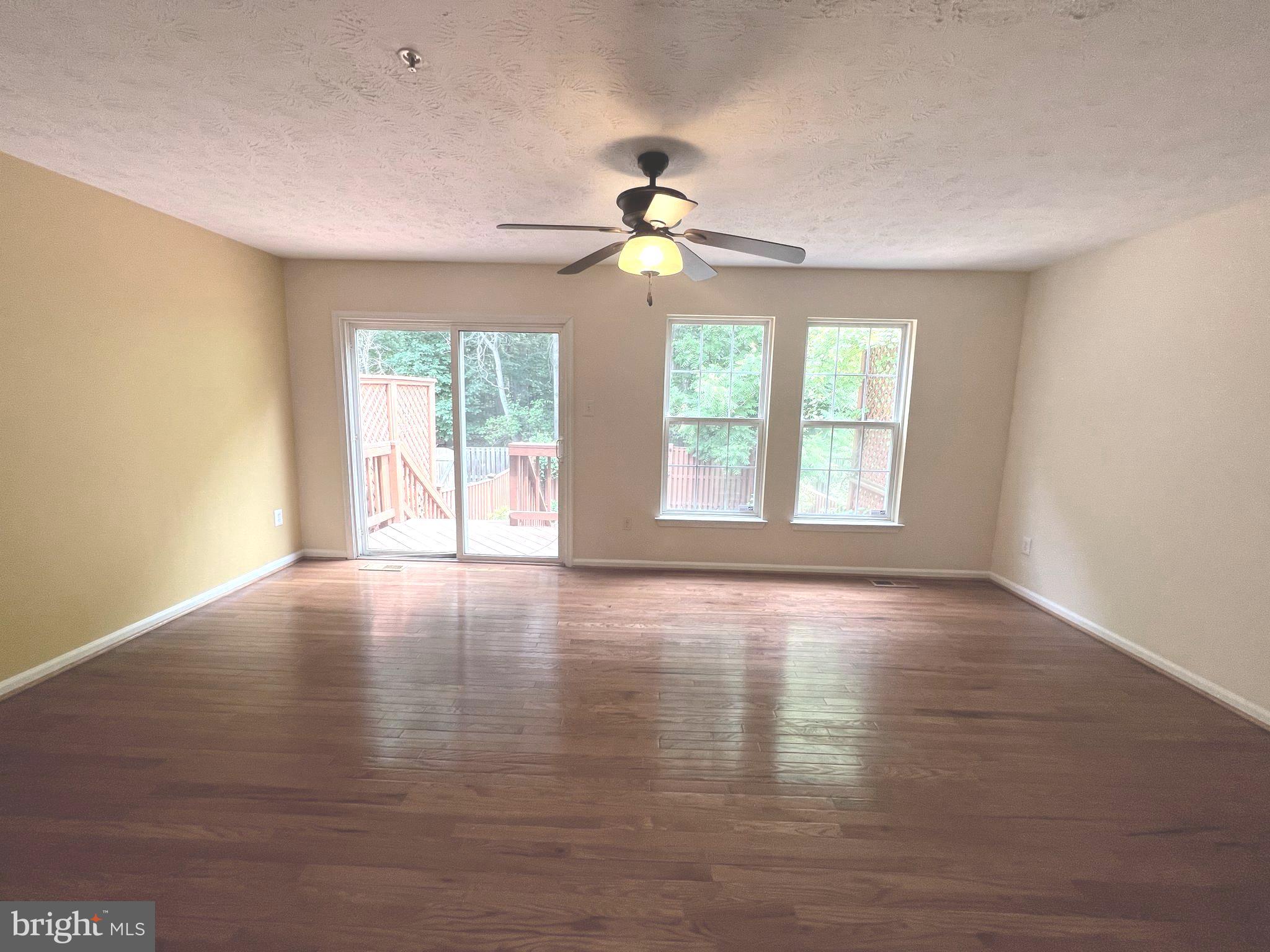 OWINGS MILLS - Residential Lease