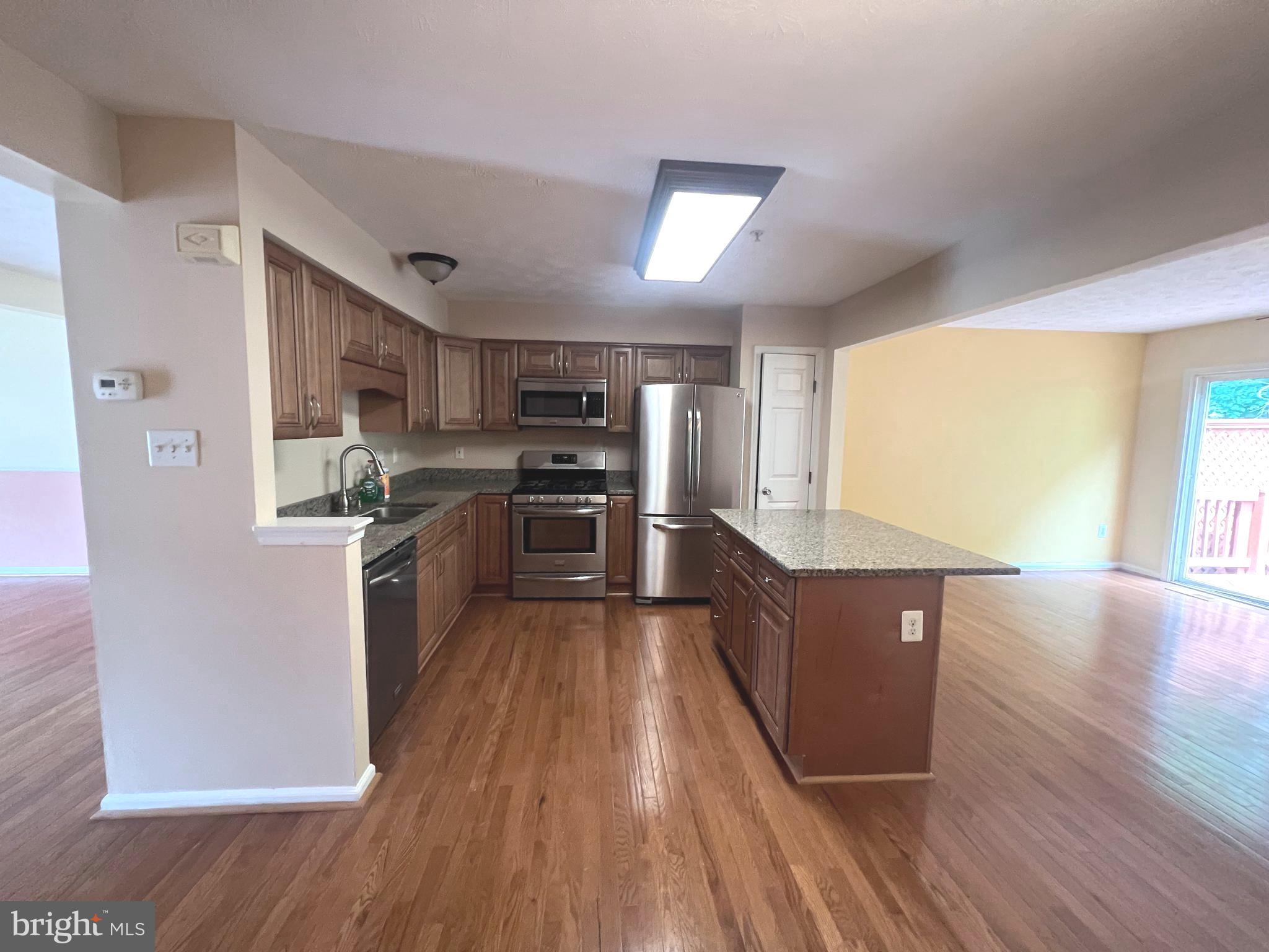 OWINGS MILLS - Residential Lease
