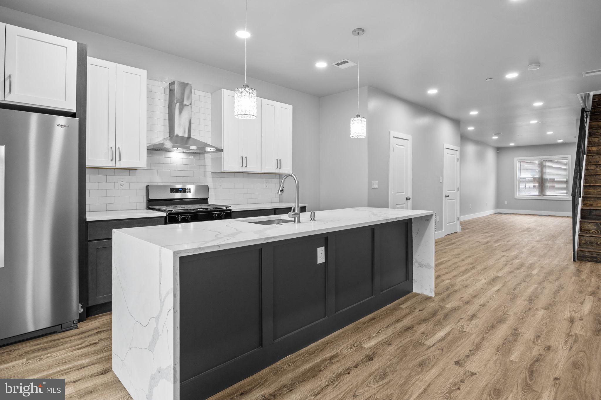 GERMANTOWN (EAST) - Residential