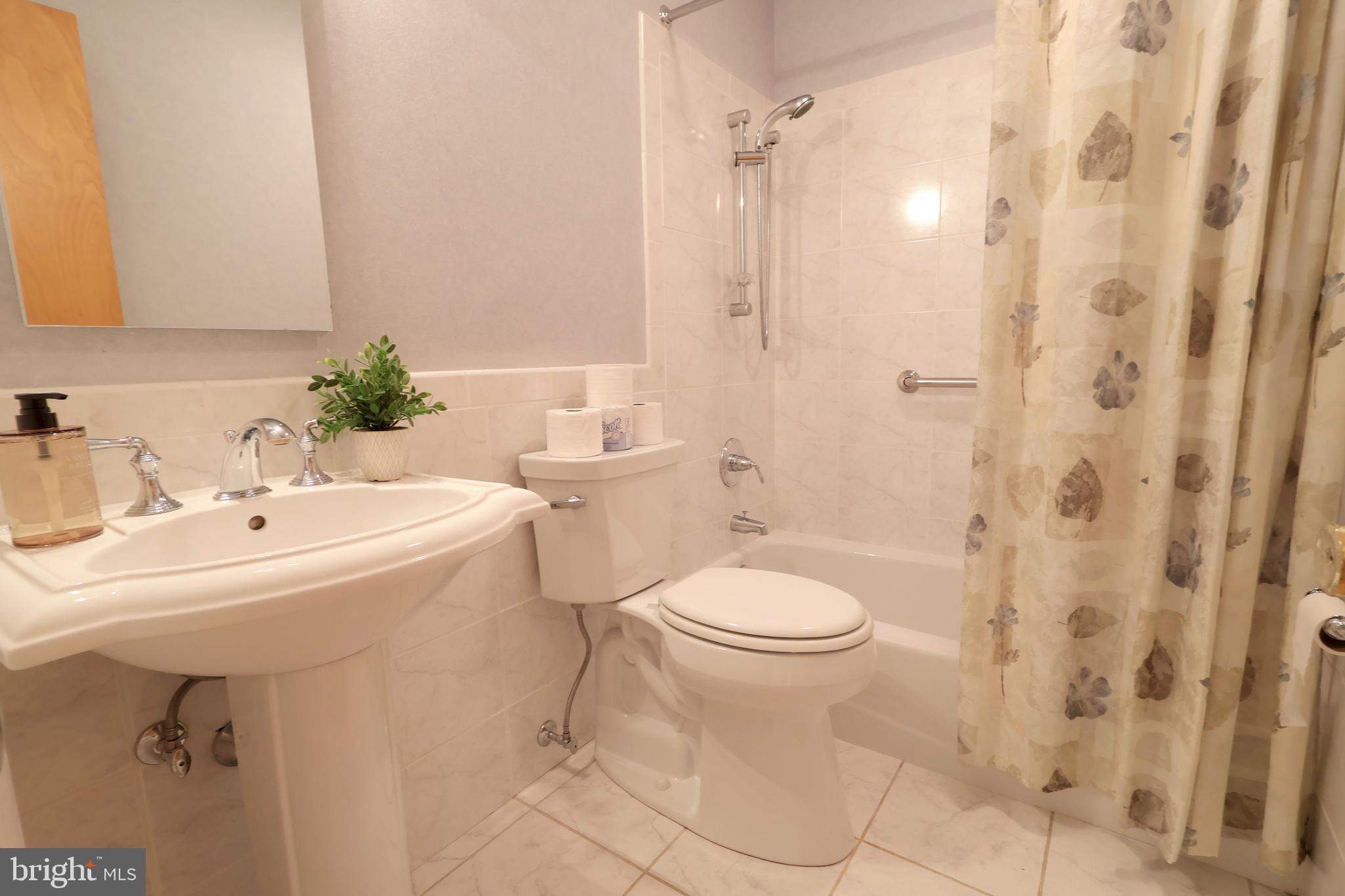 OVERLOOK HEIGHTS - Residential