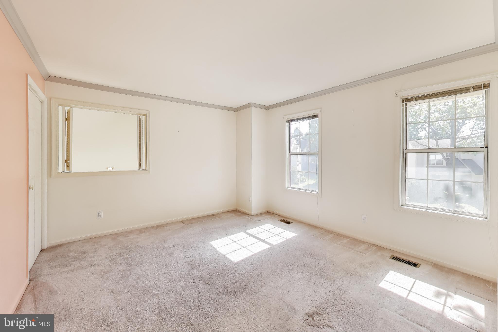 MEADOWGATE - Residential