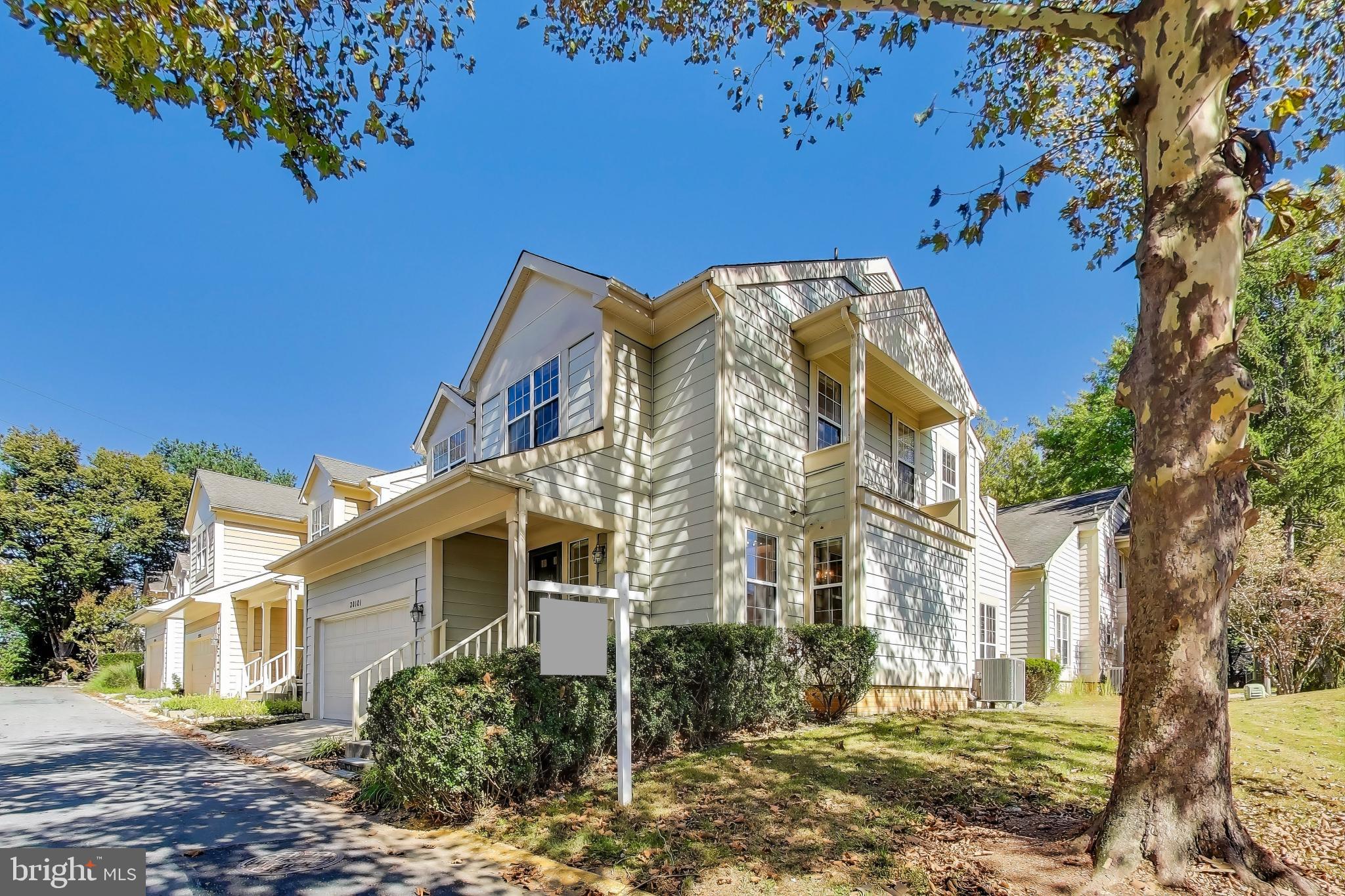 MEADOWGATE - Residential