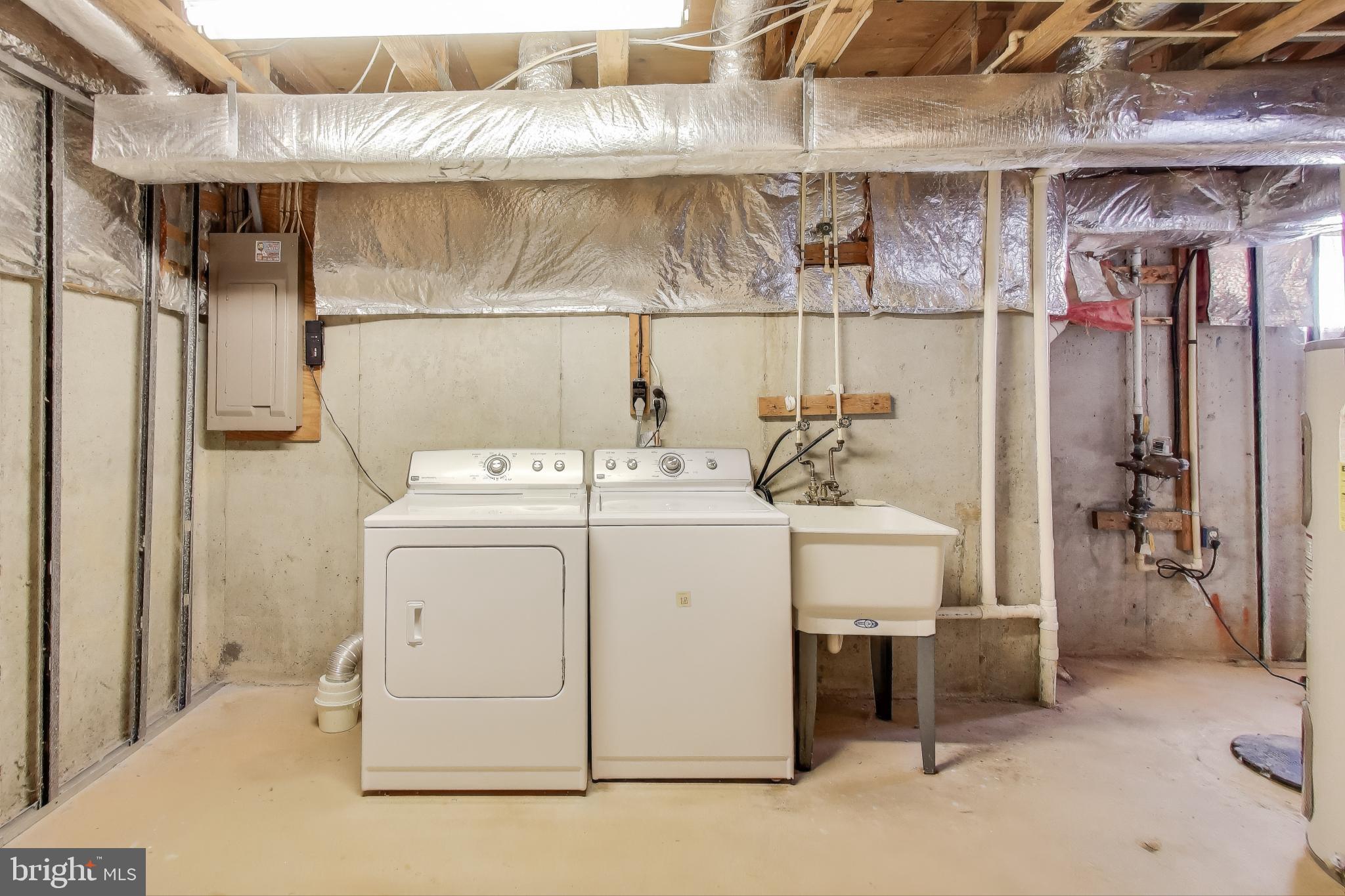 MEADOWGATE - Residential