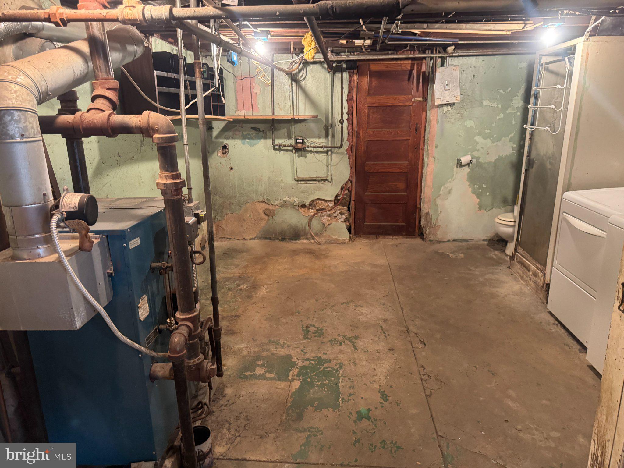 CHELTENHAM VIL - Residential