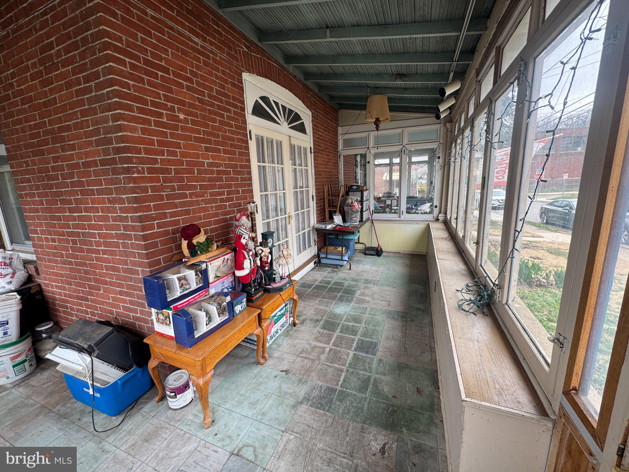 CHELTENHAM VIL - Residential