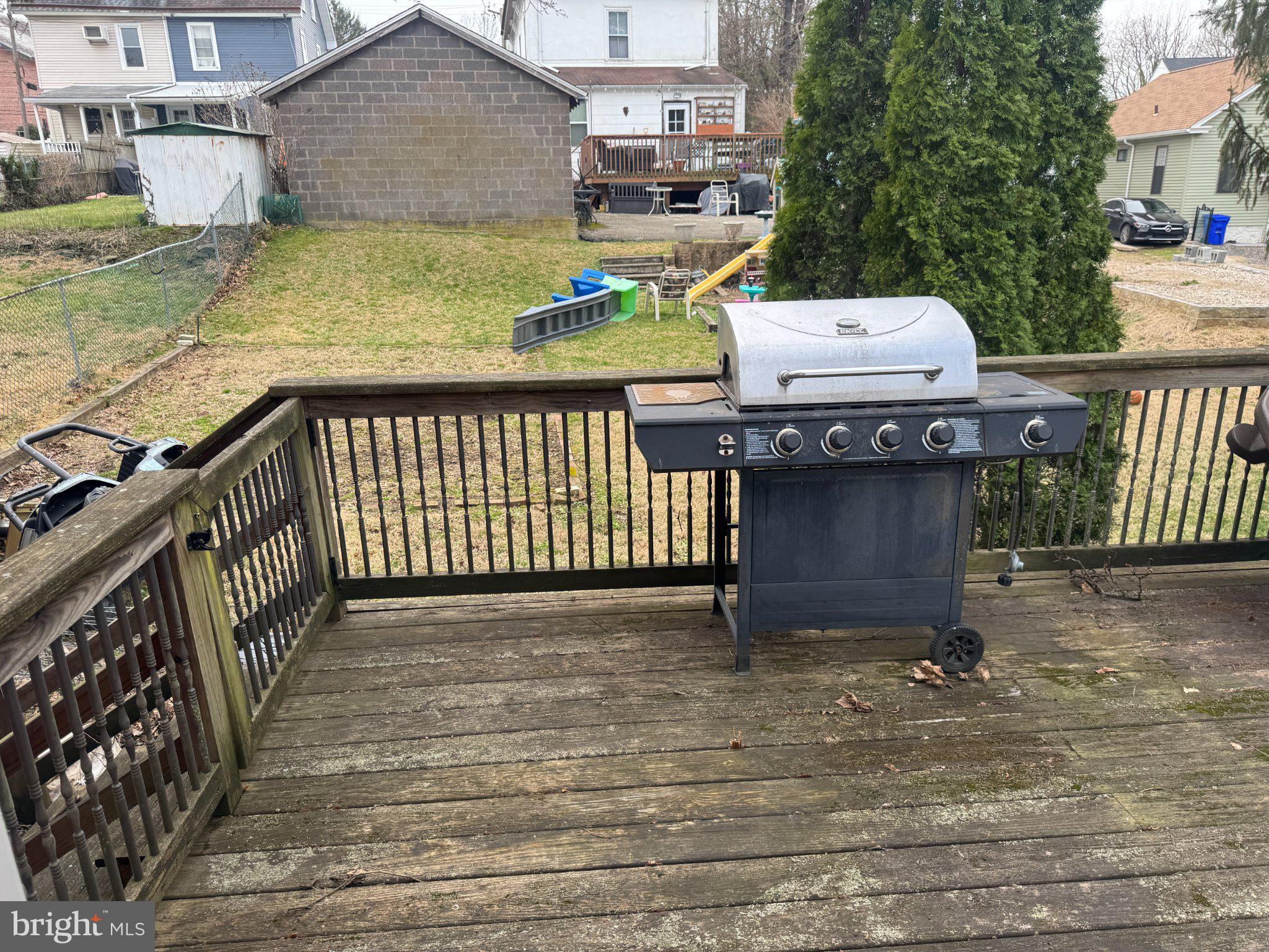 CHELTENHAM VIL - Residential