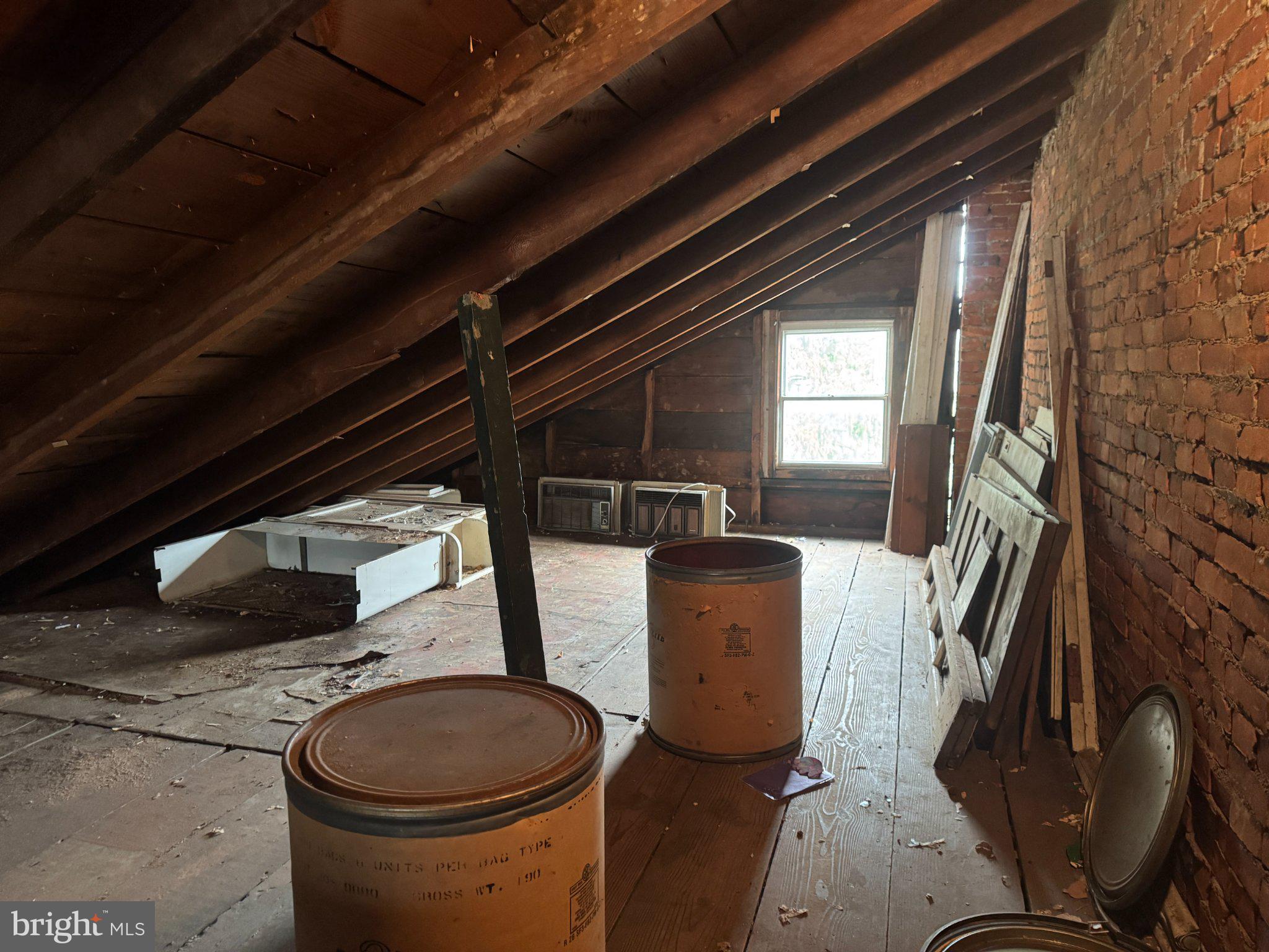 CHELTENHAM VIL - Residential