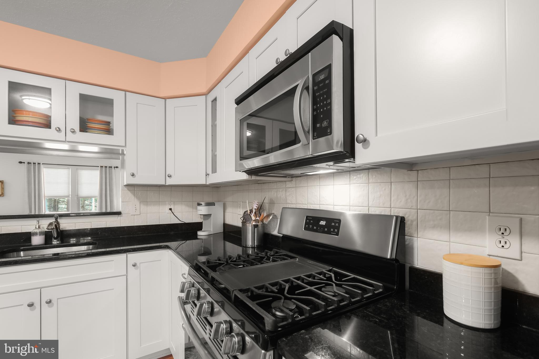 COUNTRY WALK - Residential