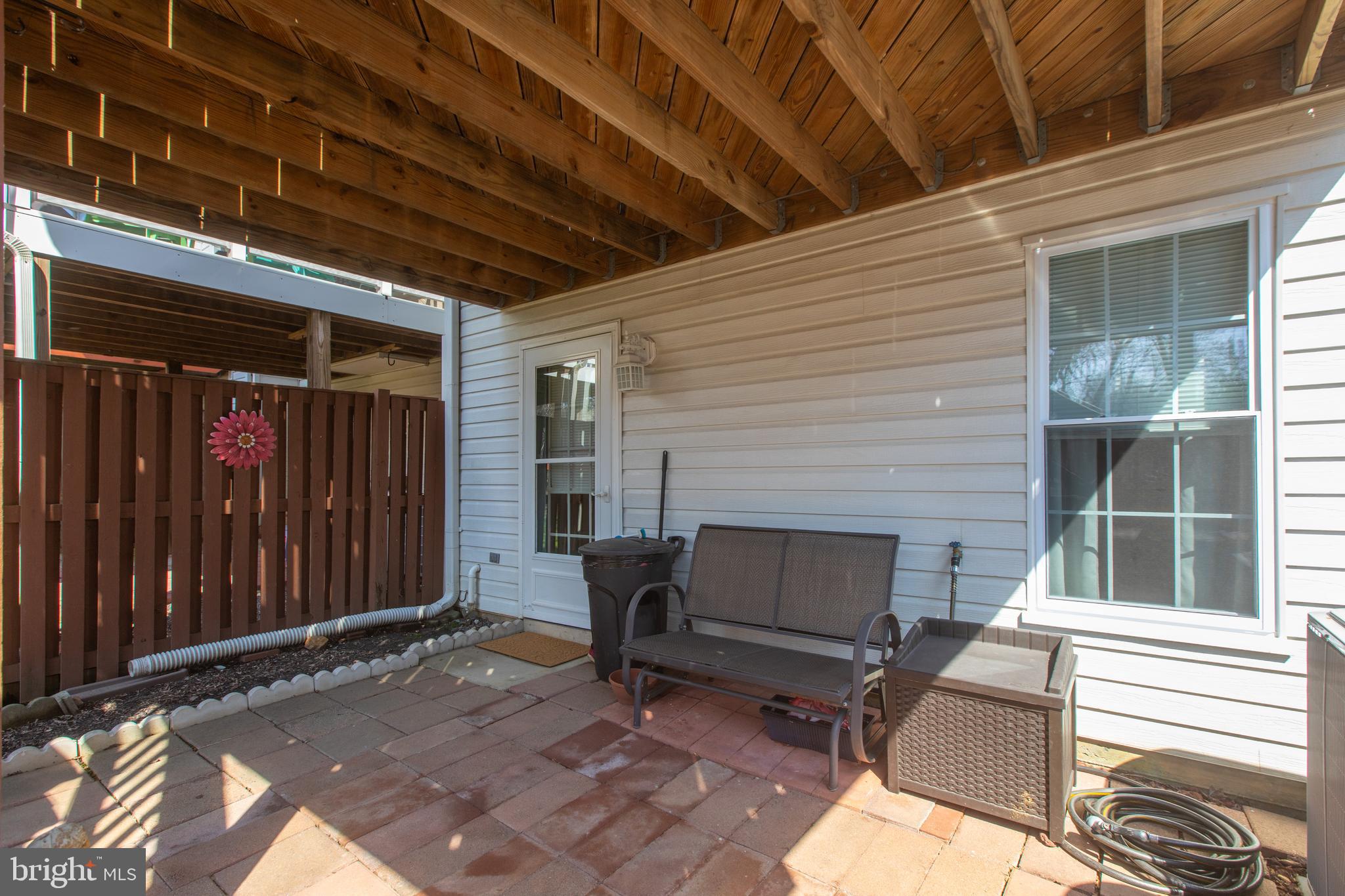 COUNTRY WALK - Residential