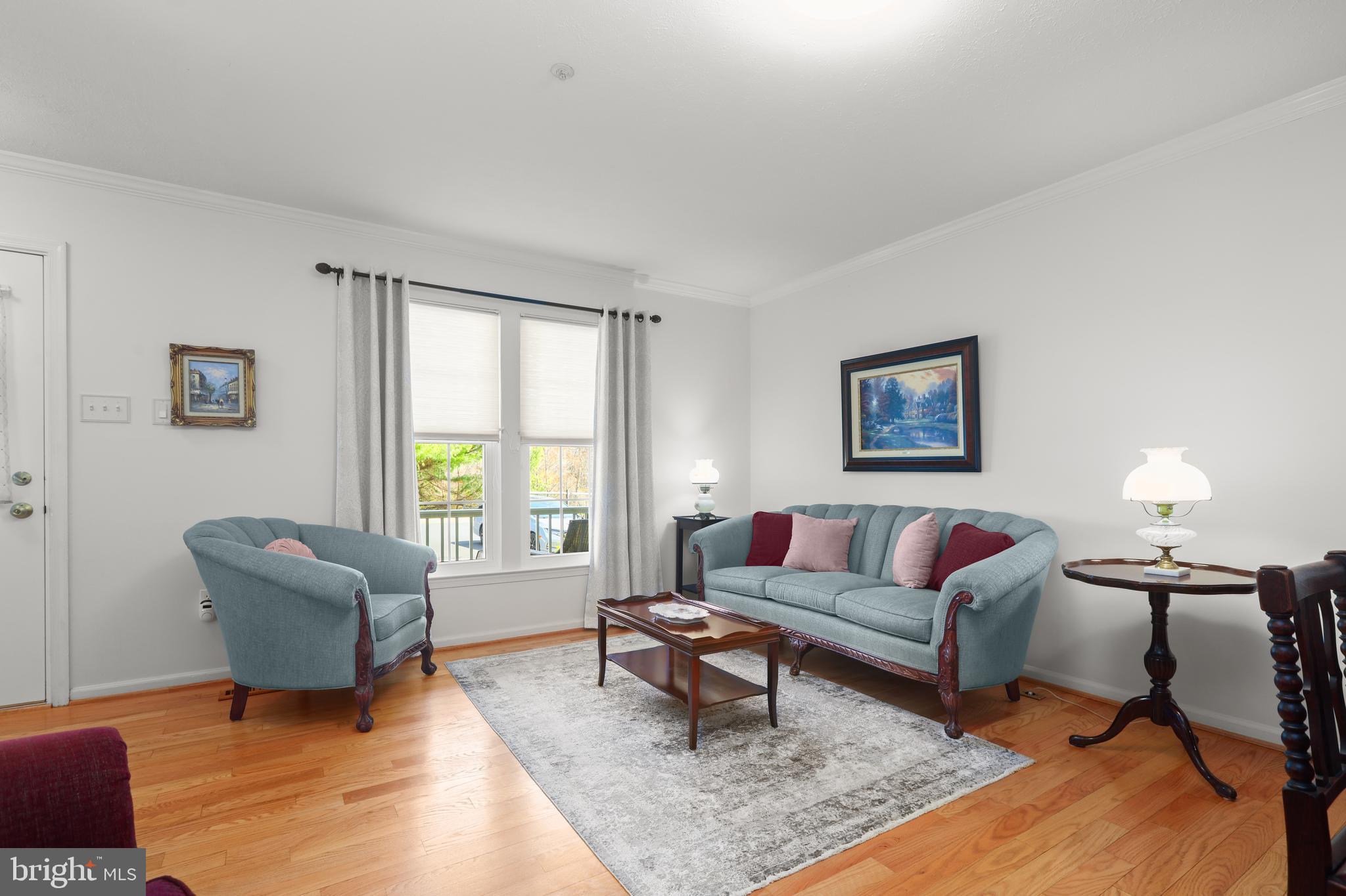 COUNTRY WALK - Residential