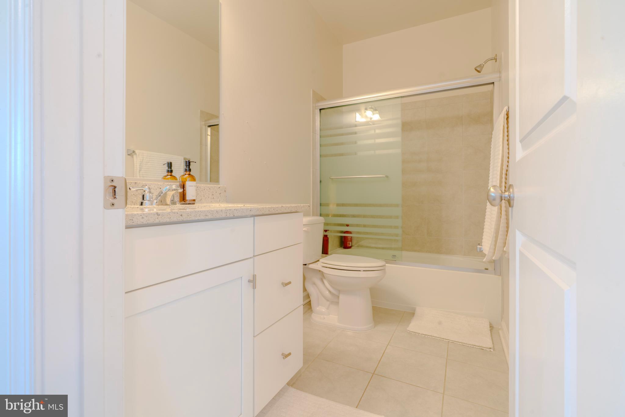 TALLYN RIDGE - Residential Lease