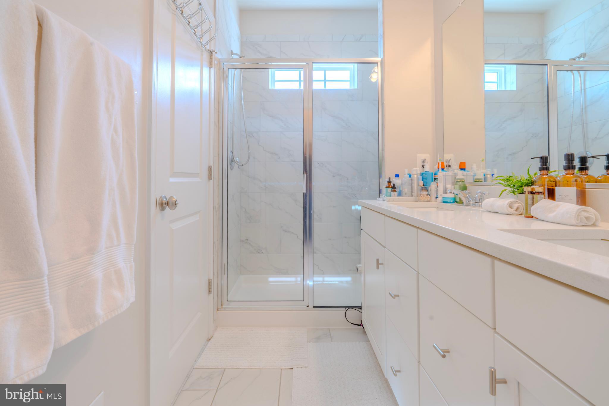 TALLYN RIDGE - Residential Lease