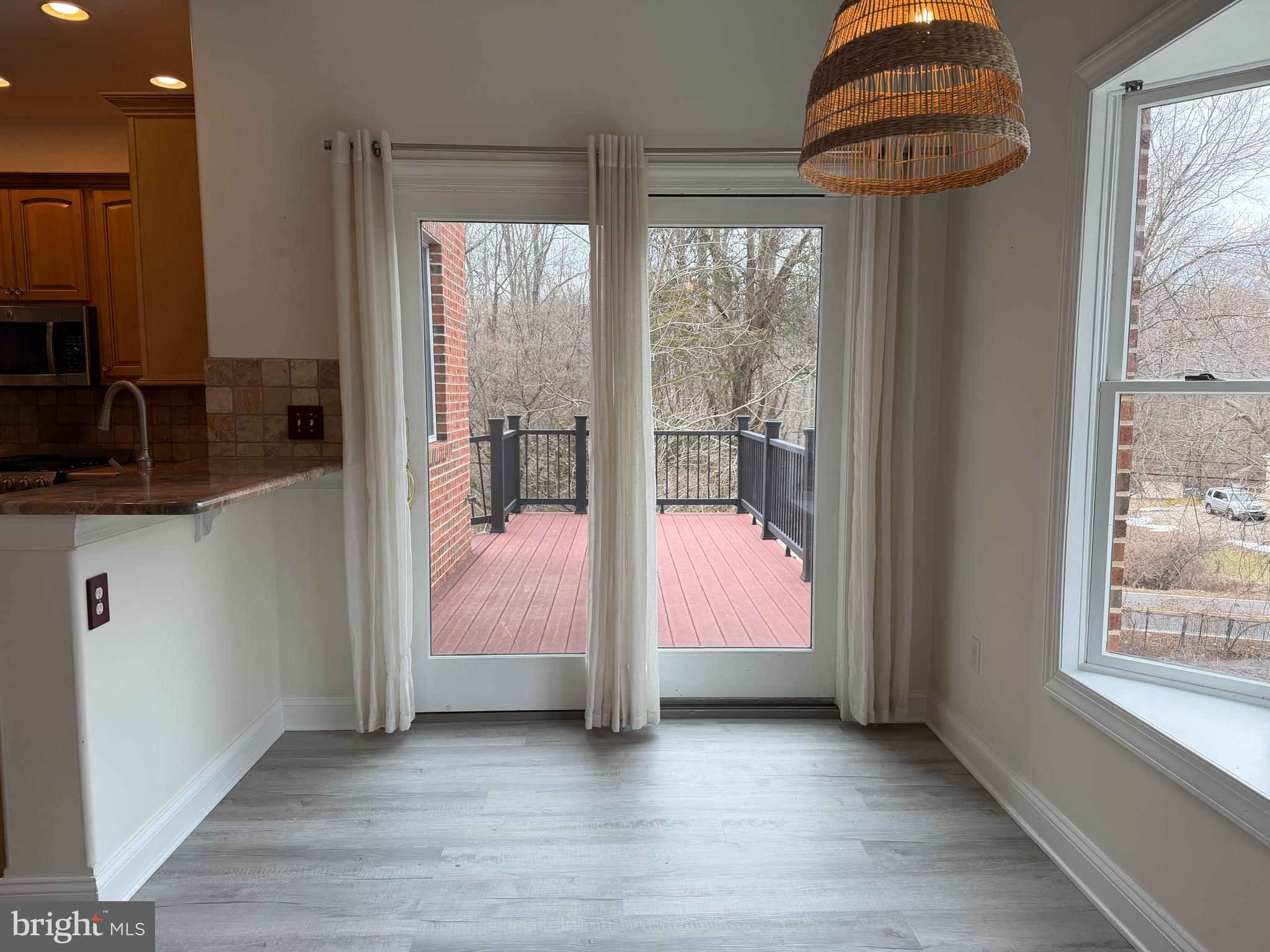 NOB HILL - Residential