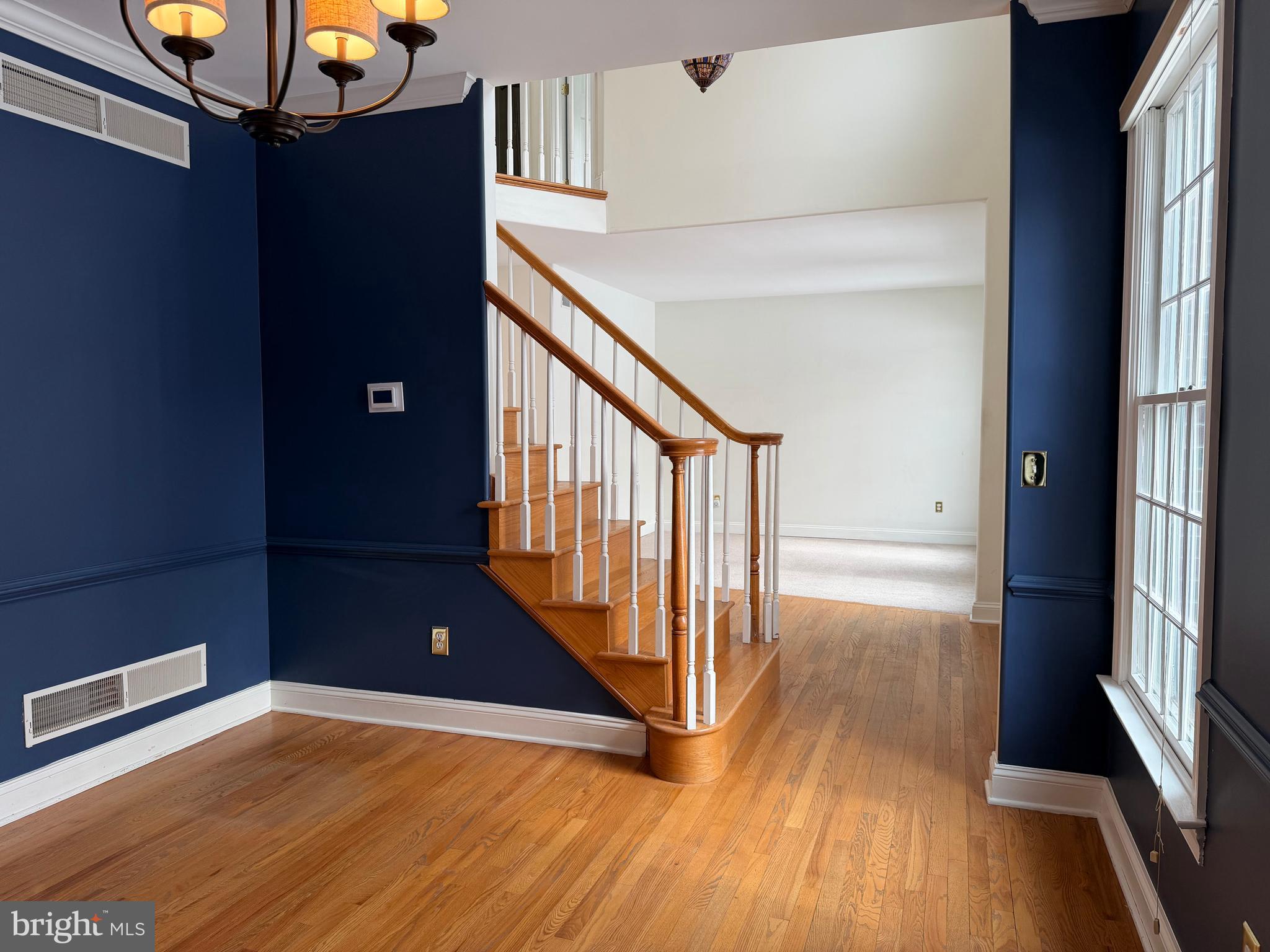 NOB HILL - Residential