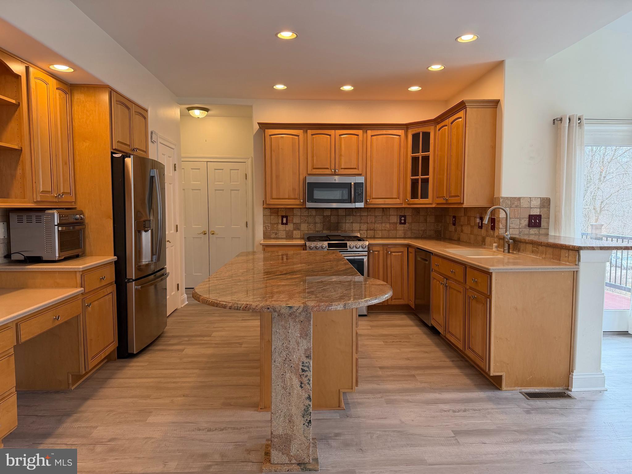 NOB HILL - Residential