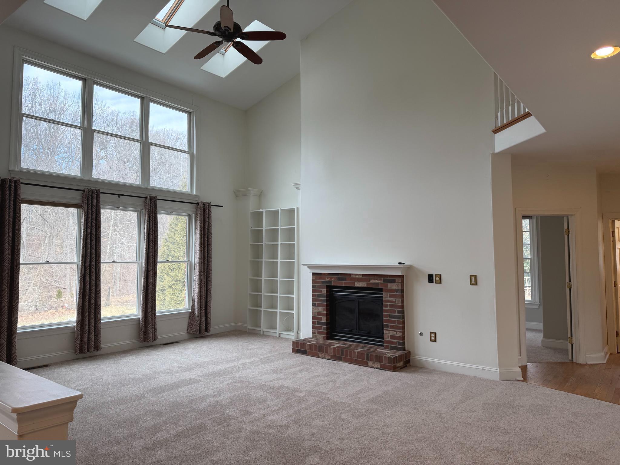 NOB HILL - Residential