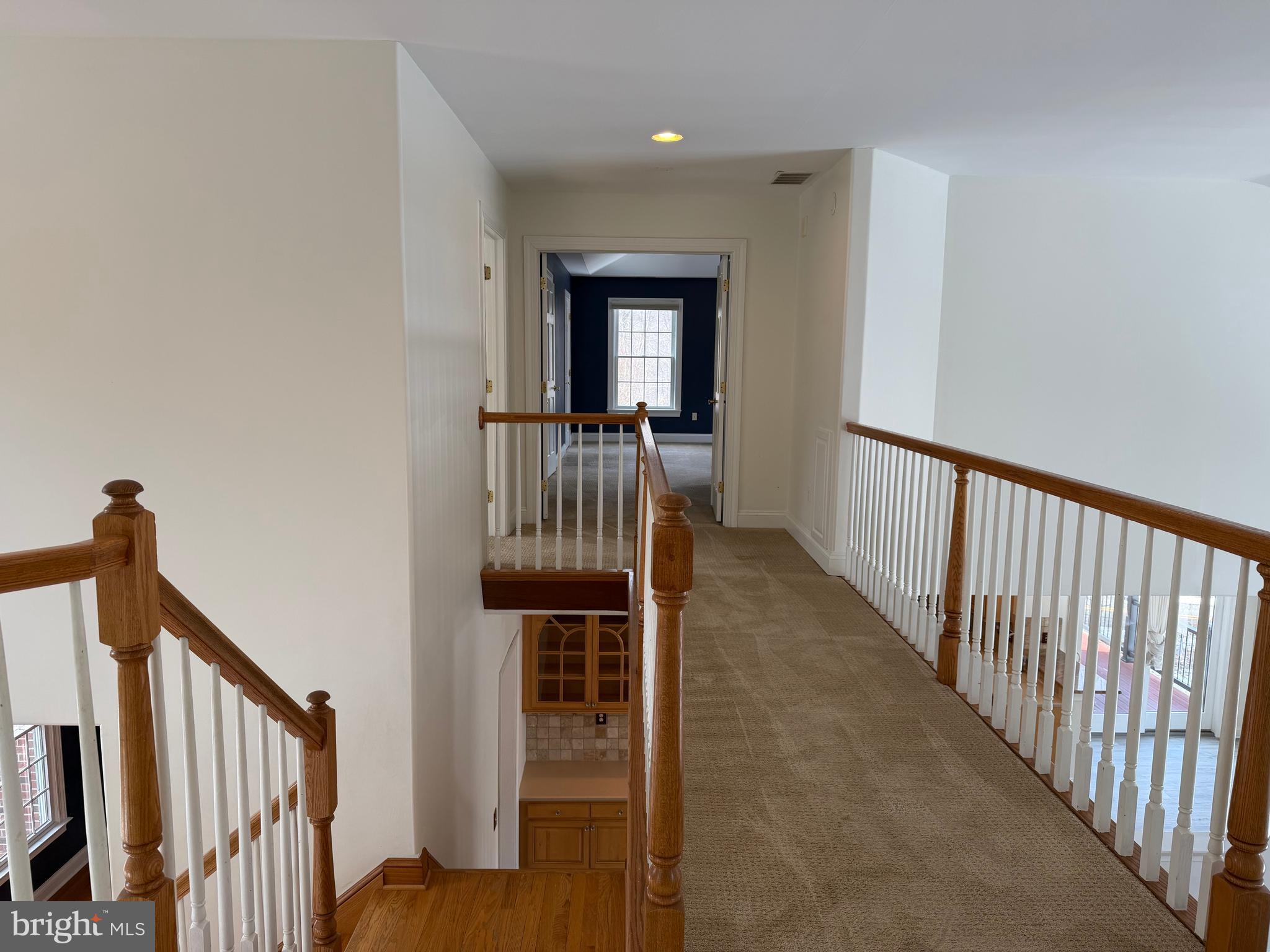 NOB HILL - Residential