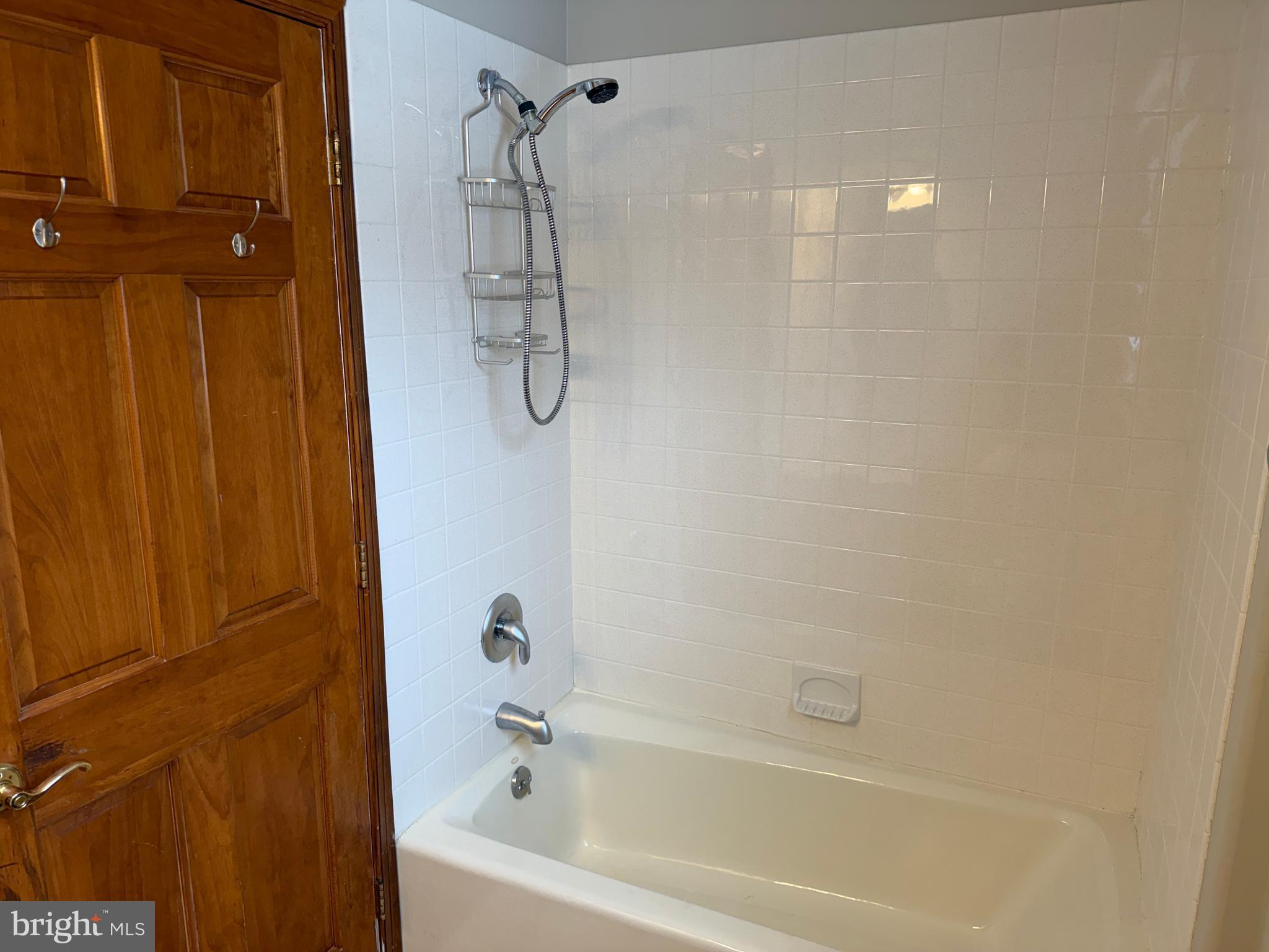 NOB HILL - Residential