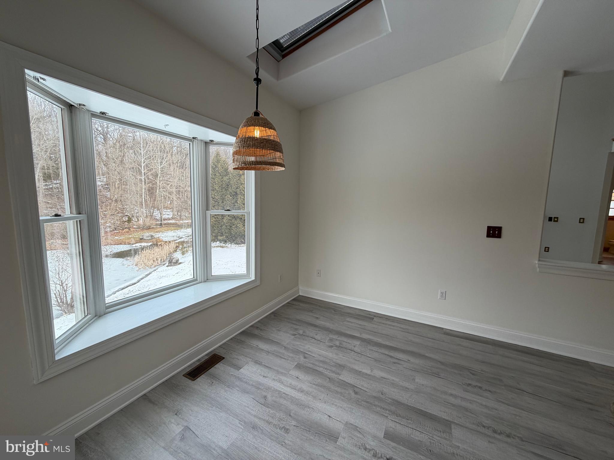 NOB HILL - Residential