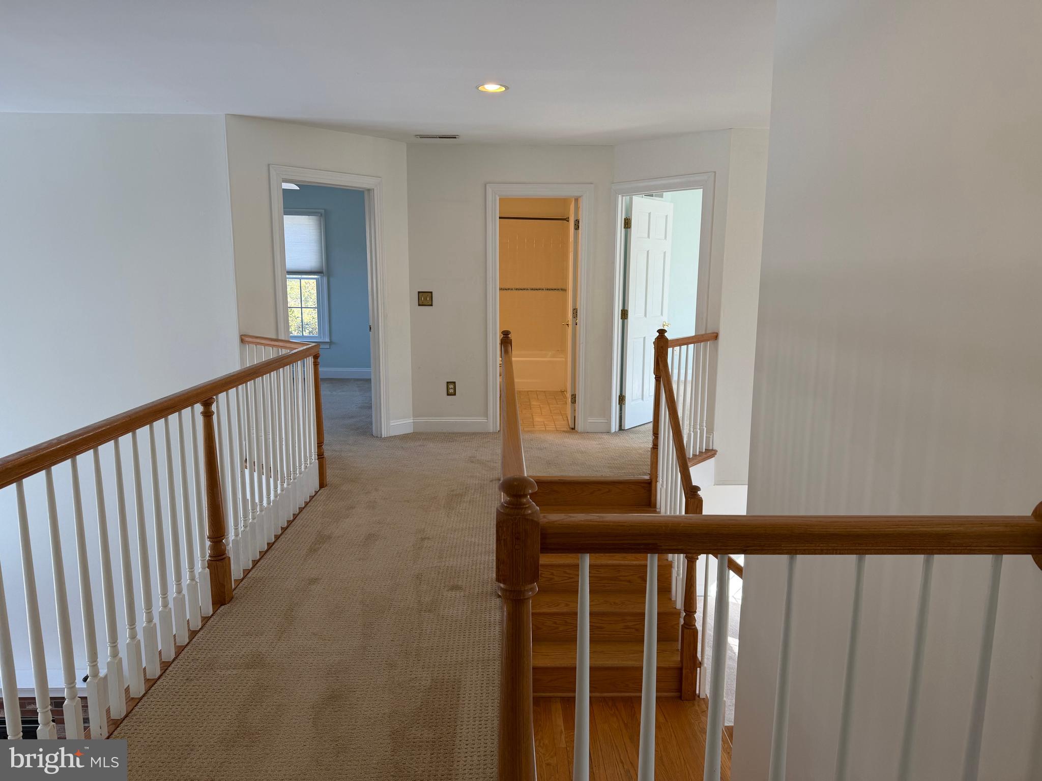 NOB HILL - Residential