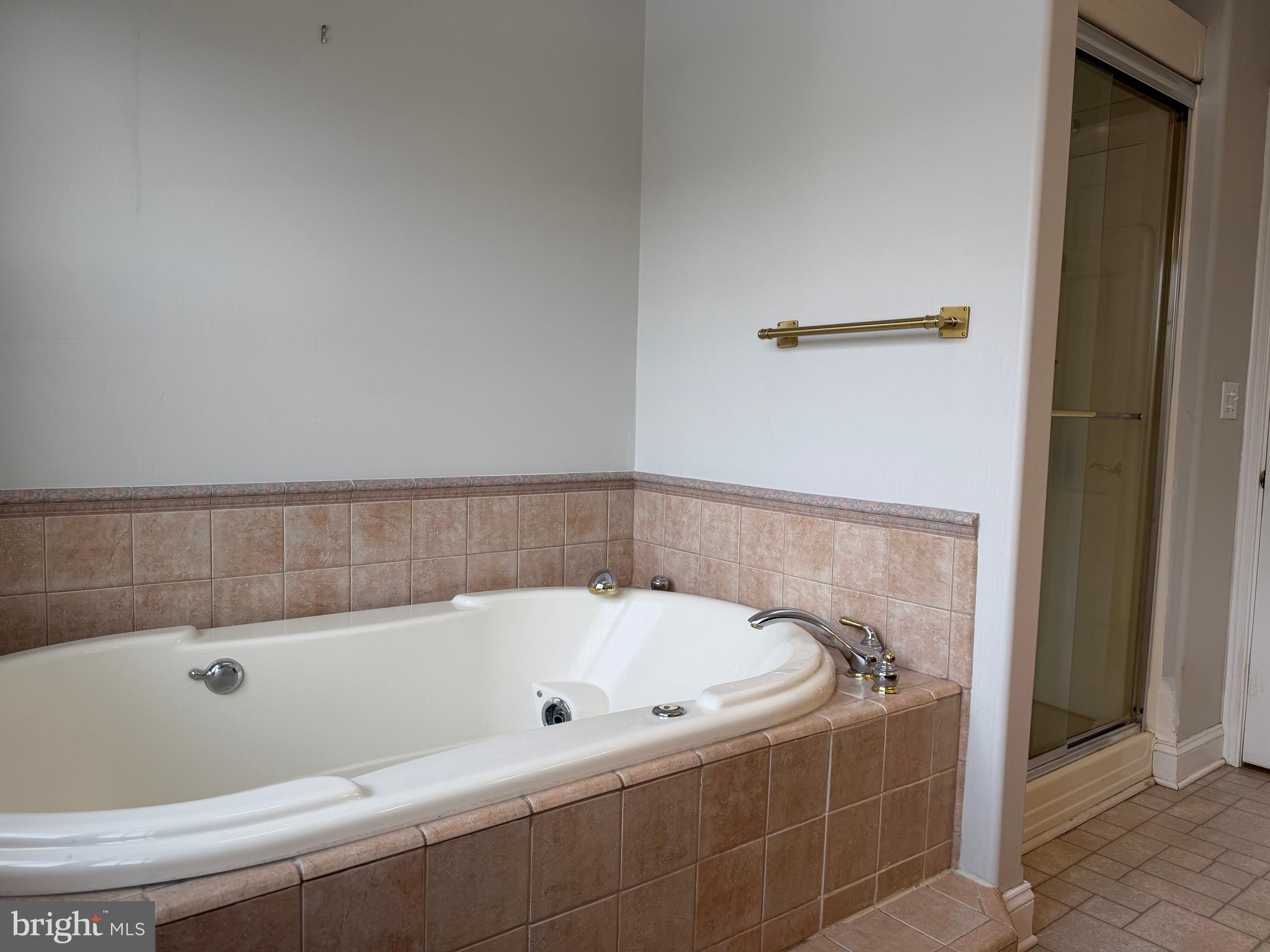 NOB HILL - Residential