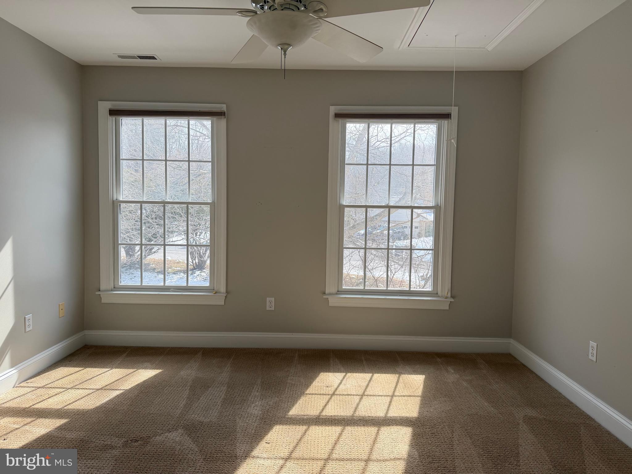 NOB HILL - Residential