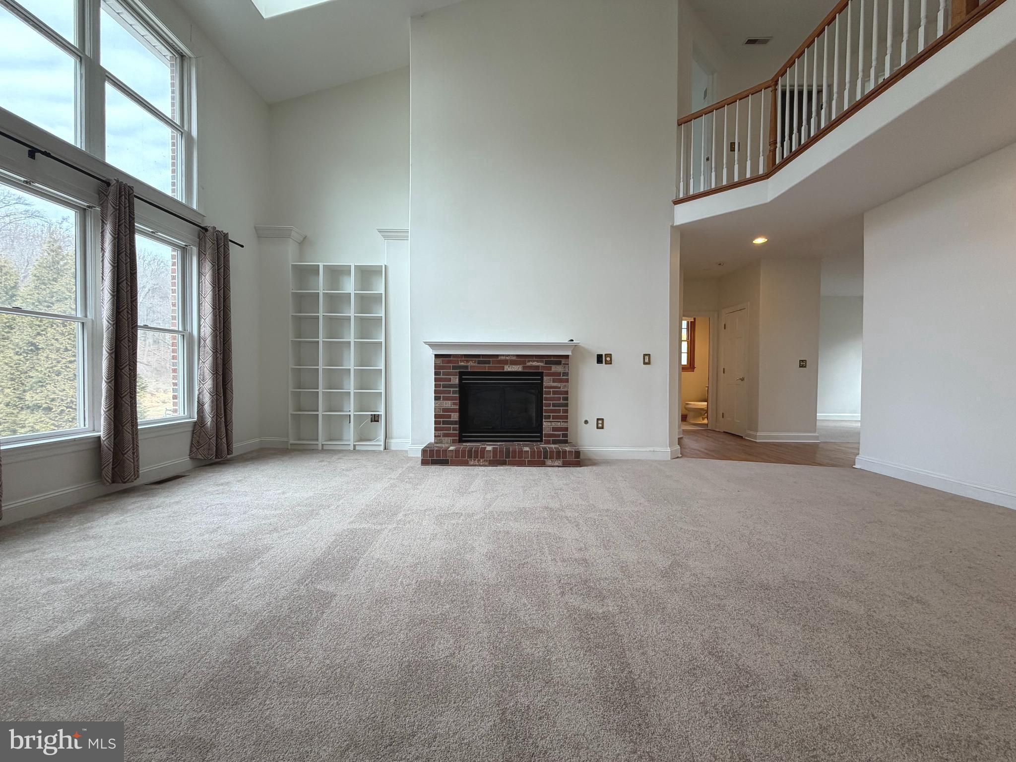 NOB HILL - Residential